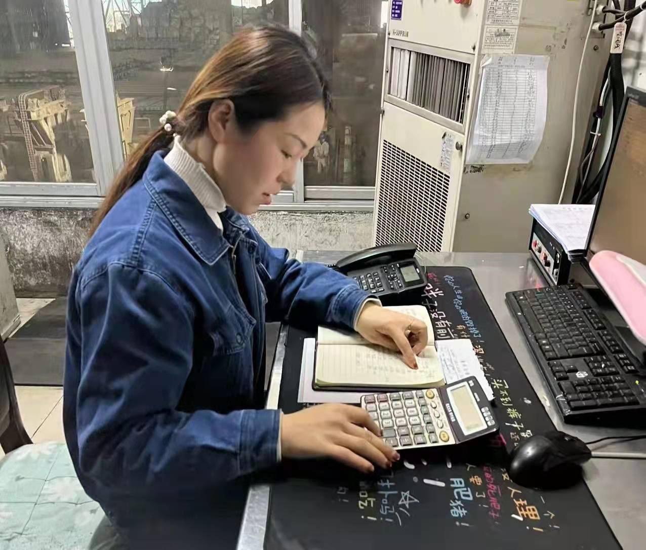 用堅韌與執(zhí)著詮釋“愛的奉獻(xiàn)”