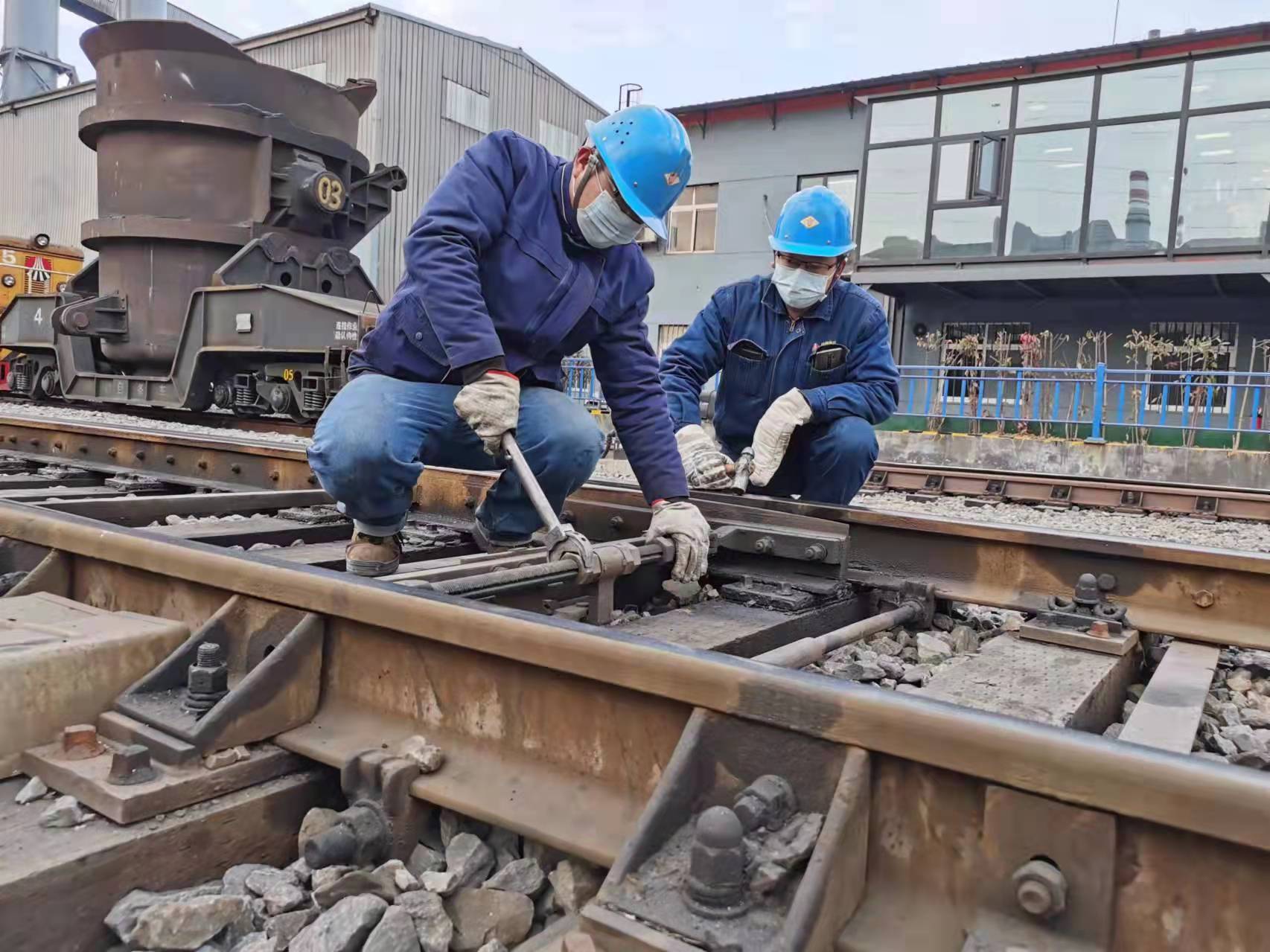 看這些鋼城的“師徒”故事，走心了……