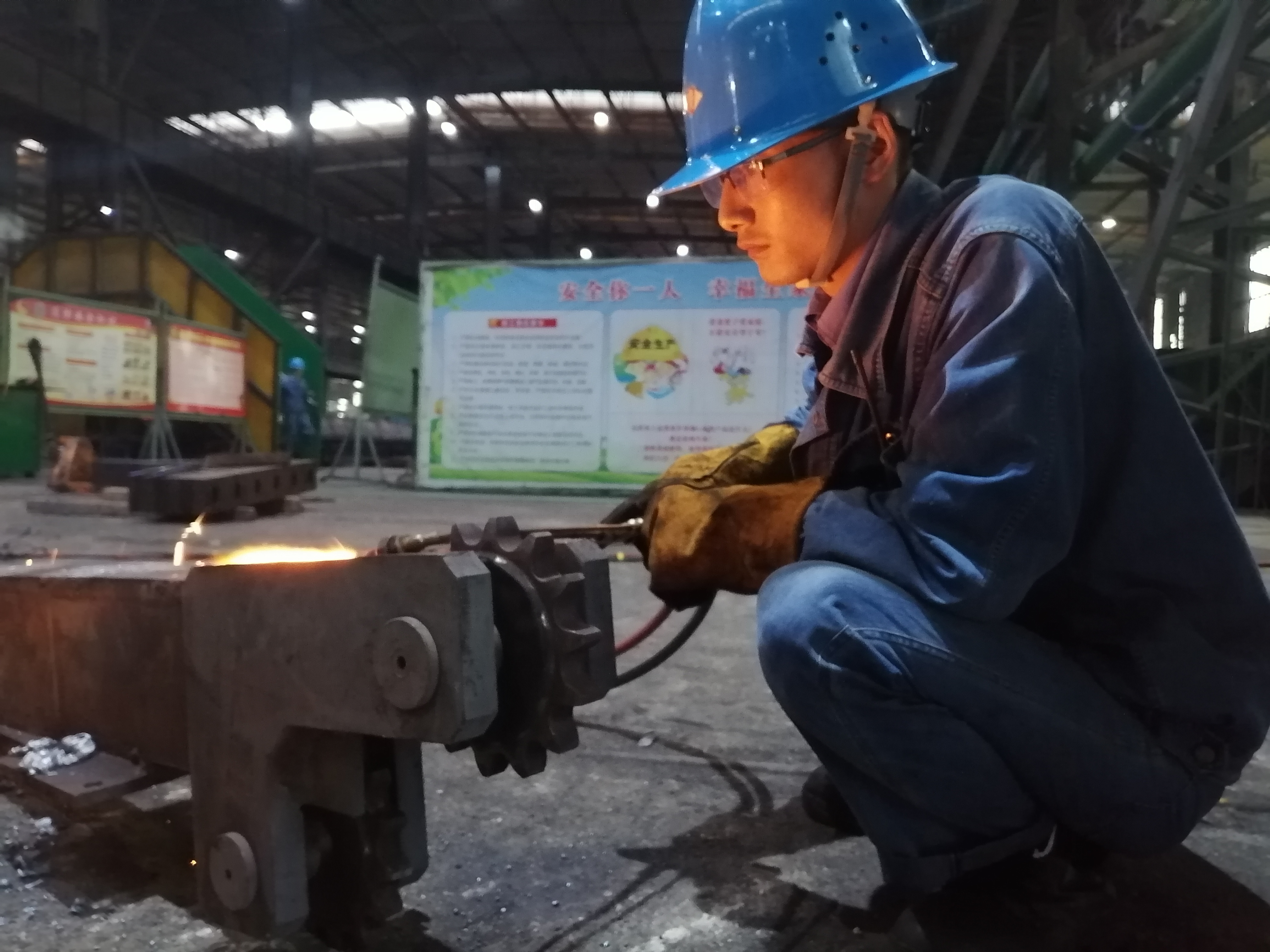 練好設(shè)備改造“組合拳” 打好降本增效“金算盤(pán)”