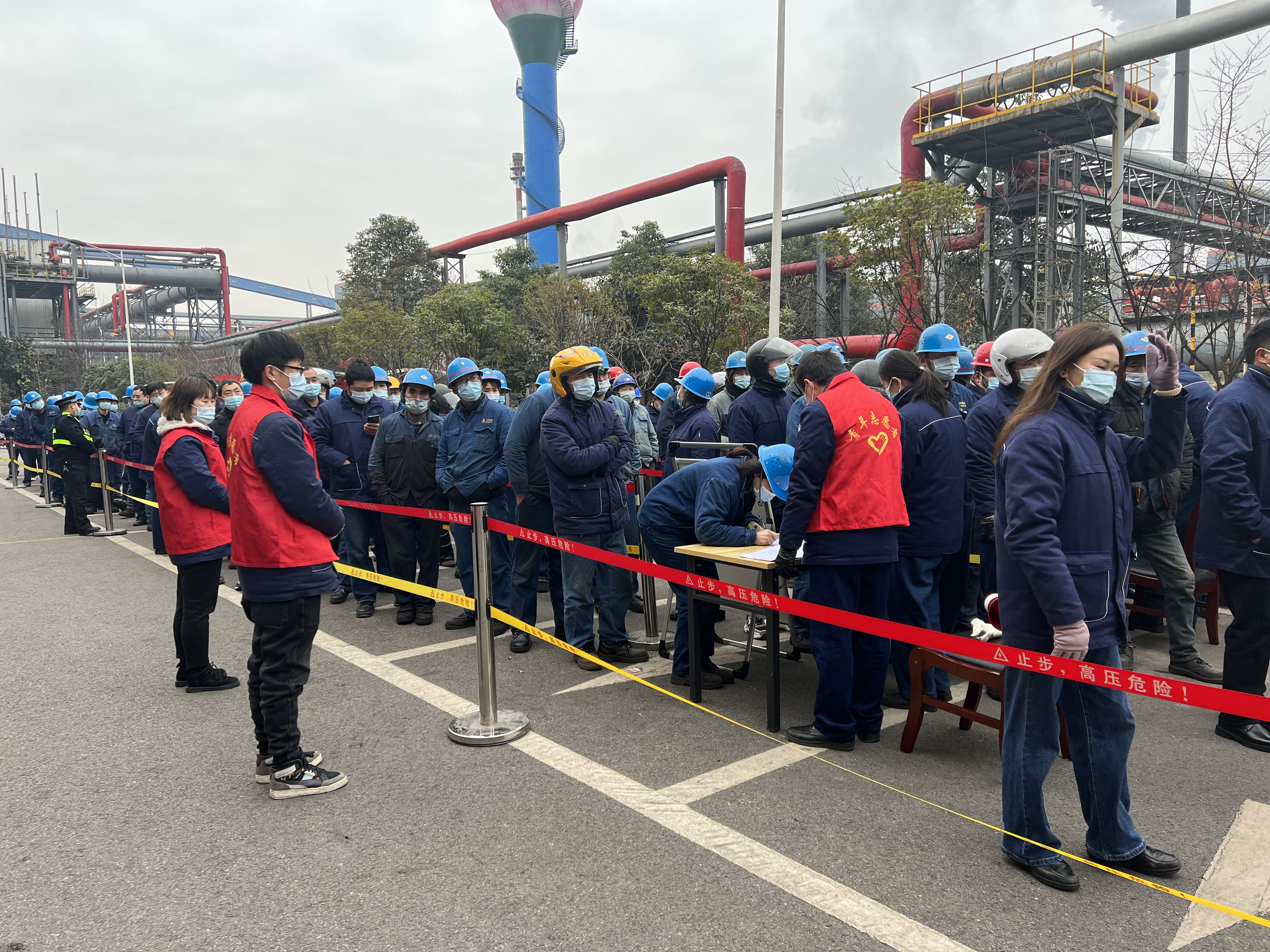 逆行背后的“疫”無(wú)反顧