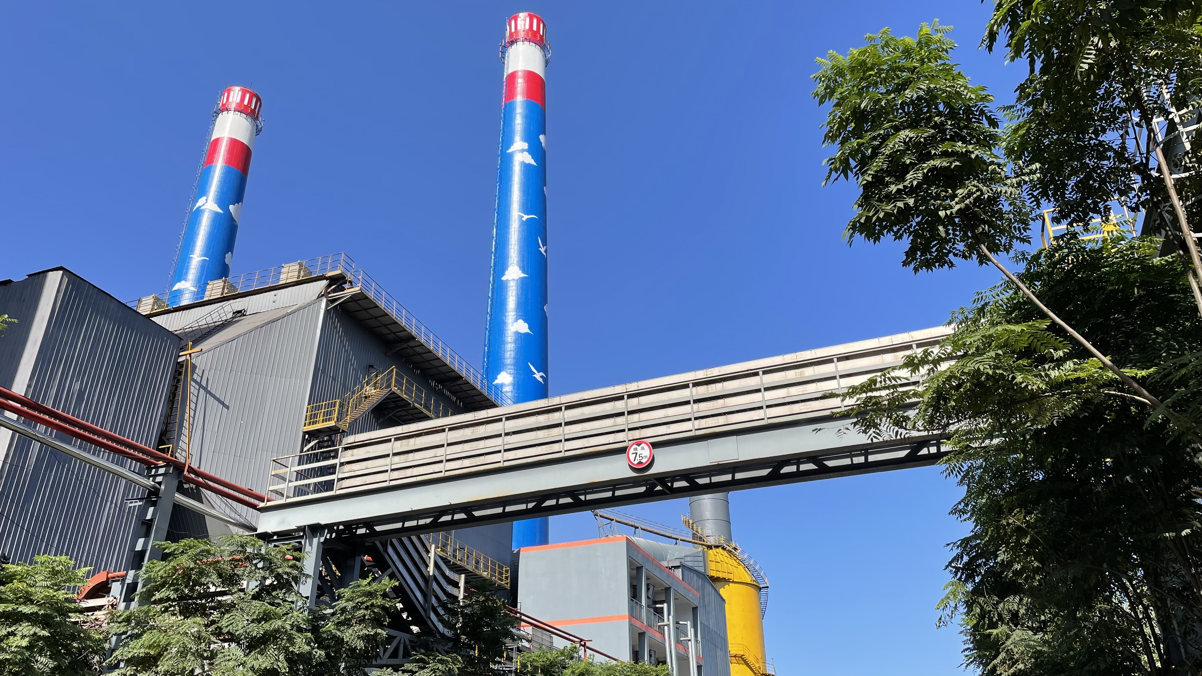 漢鋼公司超低排放項(xiàng)目建設(shè)“遍地開花”---公司2021年環(huán)境治理側(cè)記