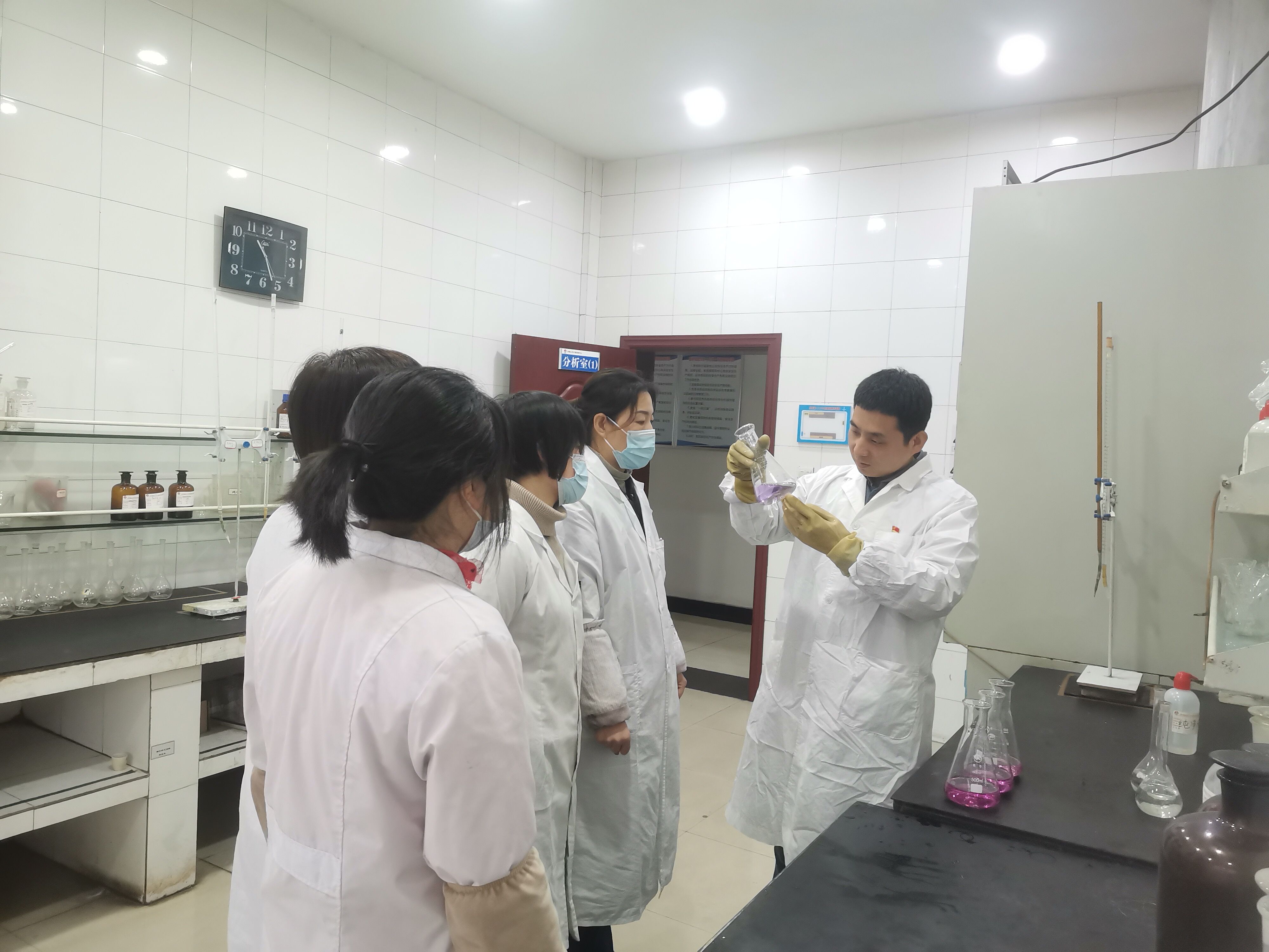 矢志“潛”行，讓實干在鋼城蔚然成風