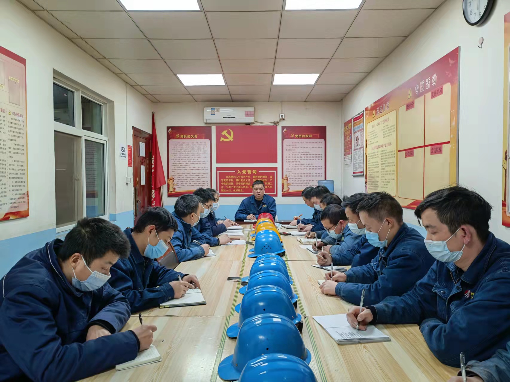 軋鋼廠“學、用、抓、細”組合拳  開創(chuàng)虎年安全管理新格局