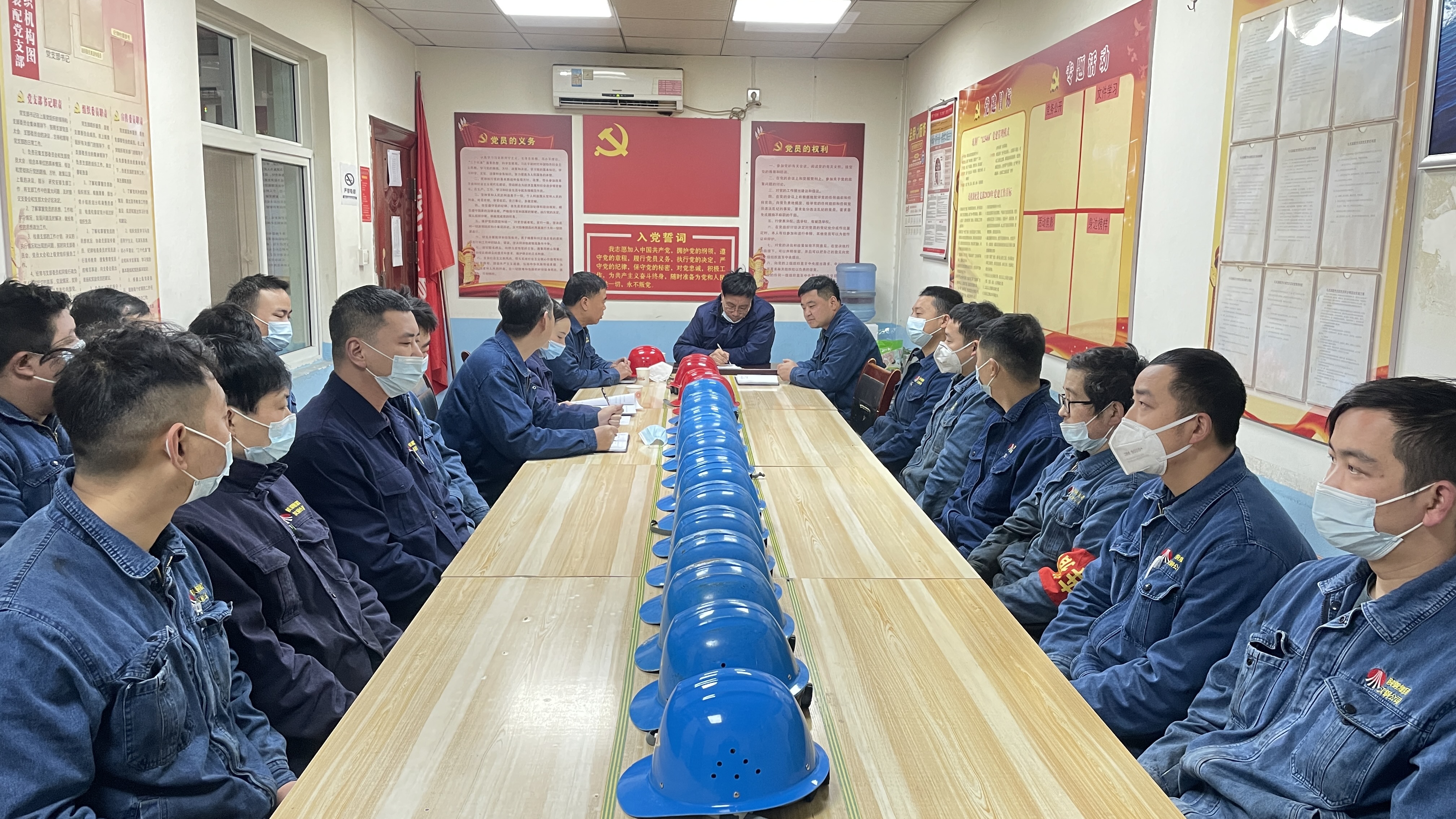 “四位一體”點(diǎn)燃黨史學(xué)習(xí)教育“紅色引擎”