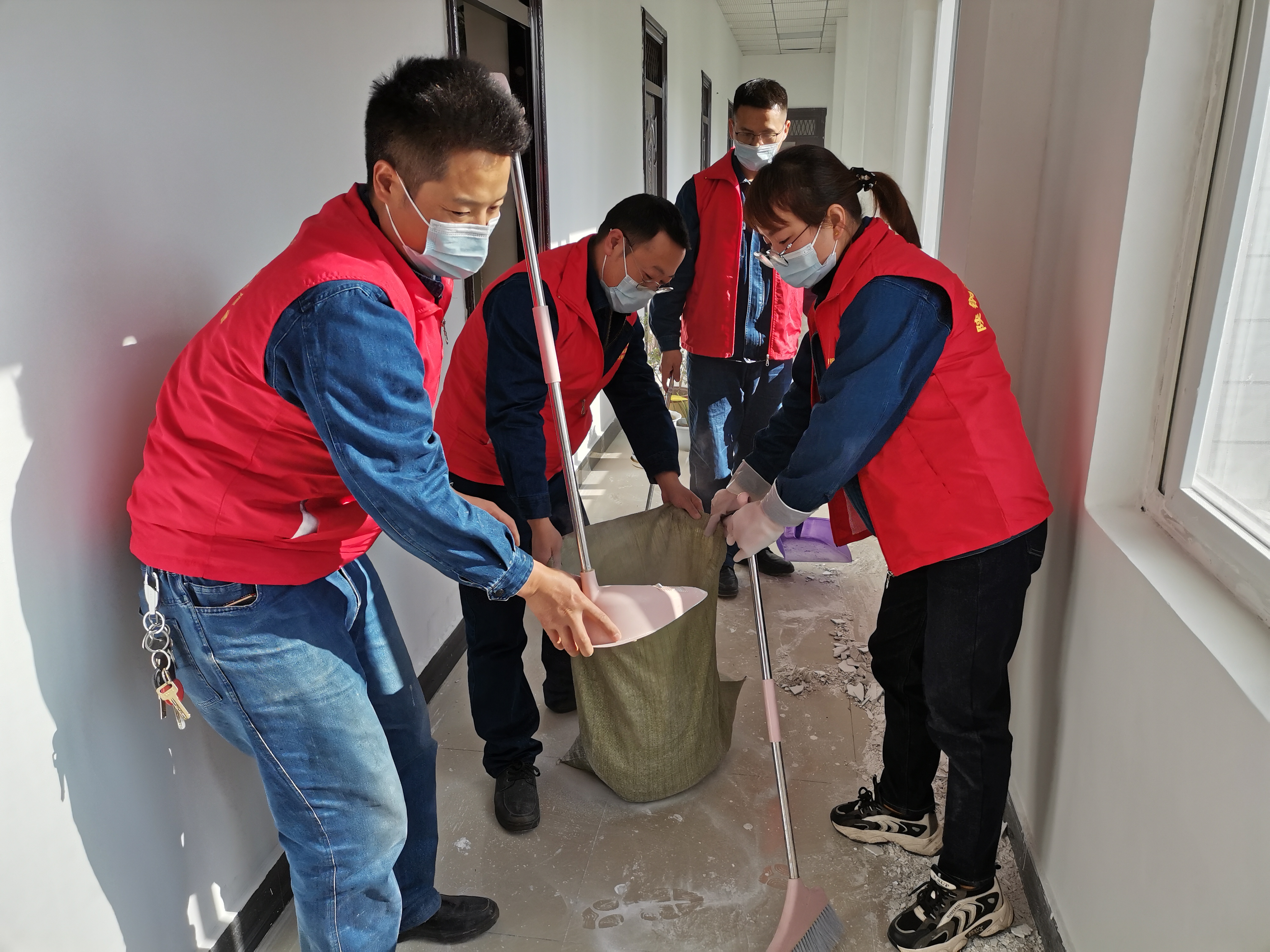 張苗：啟手啟足，紅馬甲不虛此“謂”