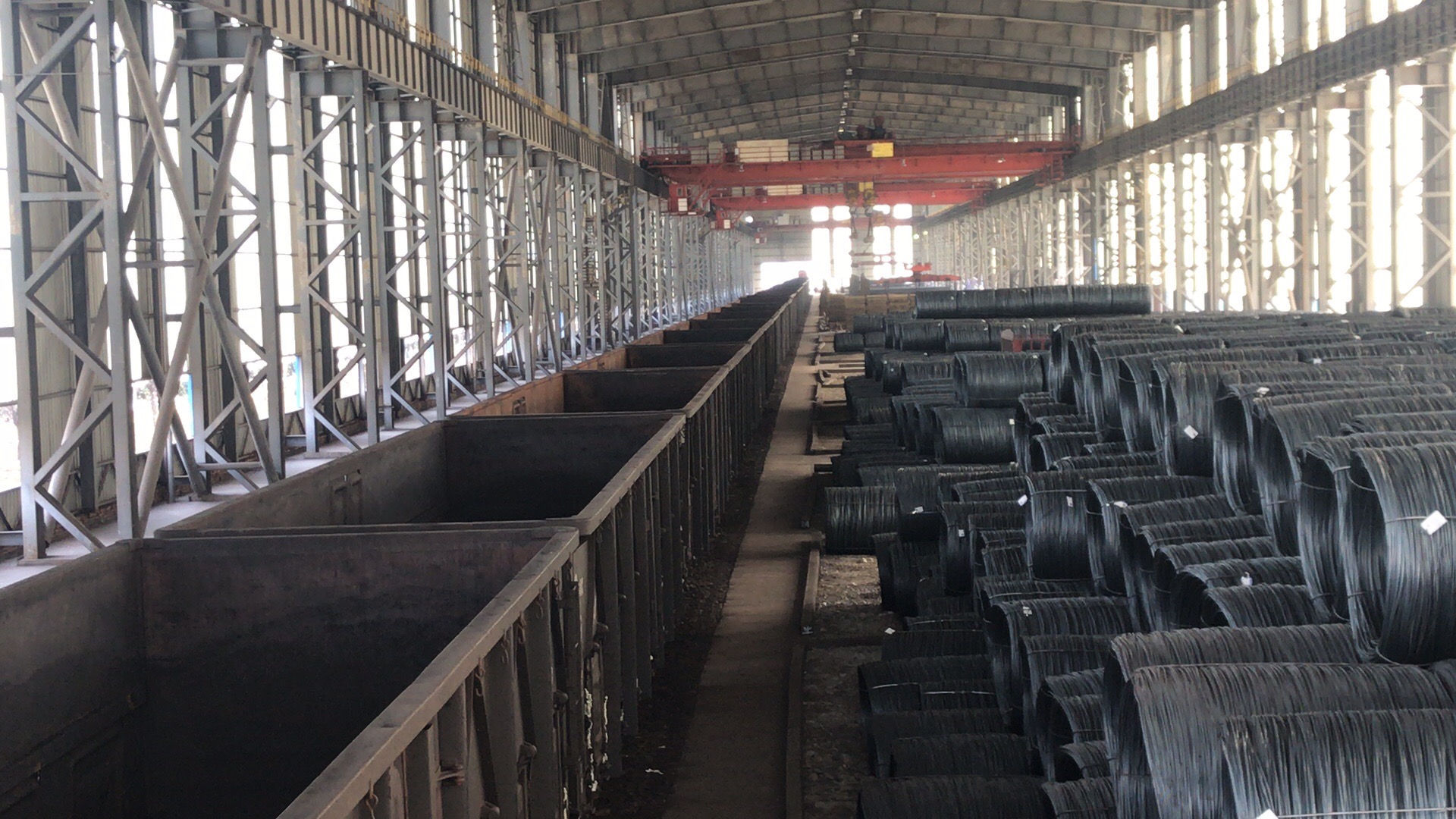 物流中心：多措并舉合力促生產(chǎn)經(jīng)營上臺階