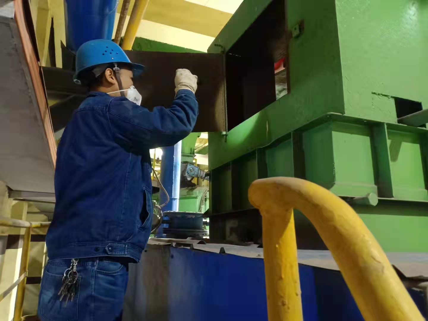 齊心協(xié)力扎穩(wěn)開局之勢