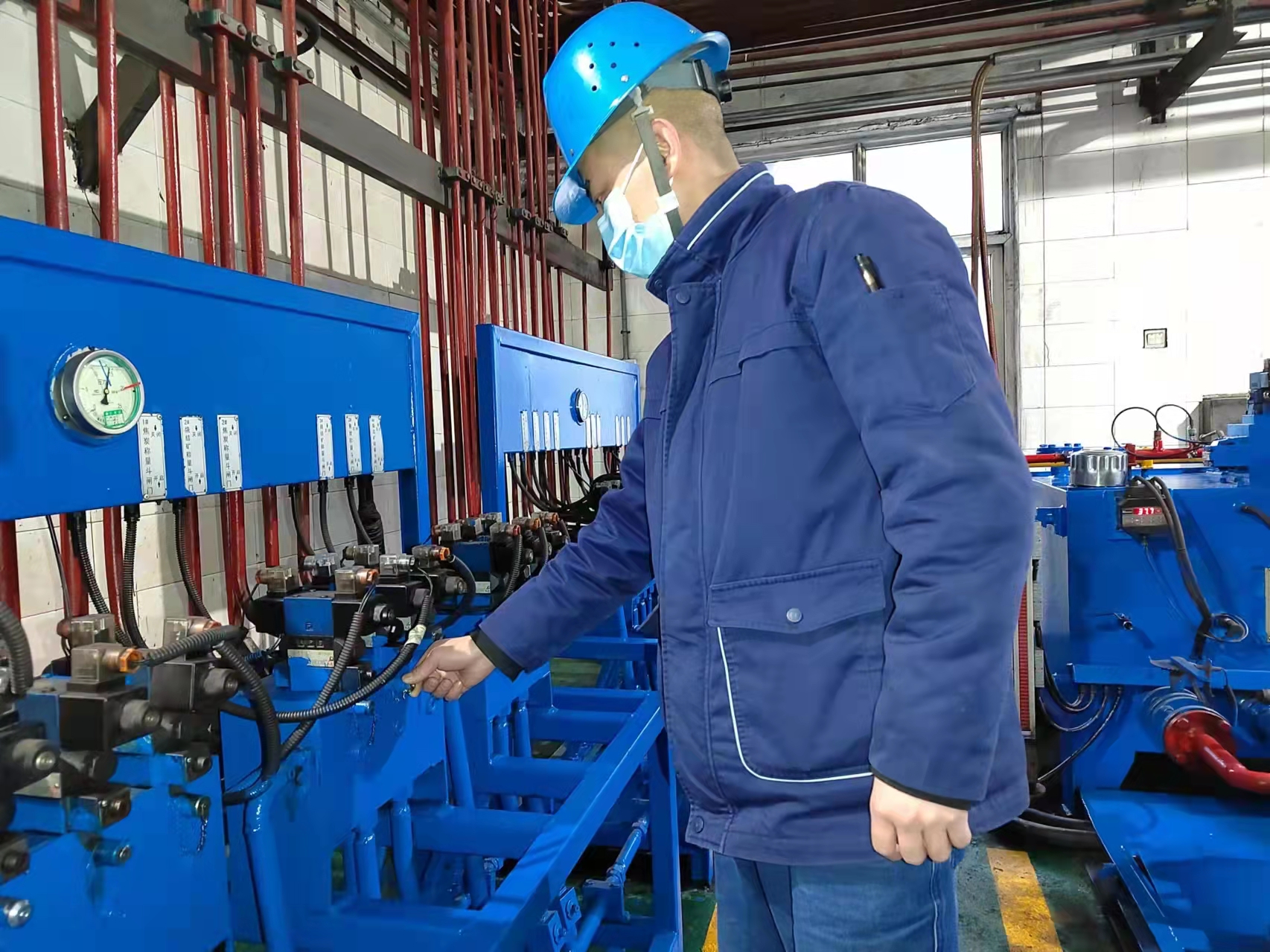 春節(jié)我在崗 堅(jiān)守不打烊