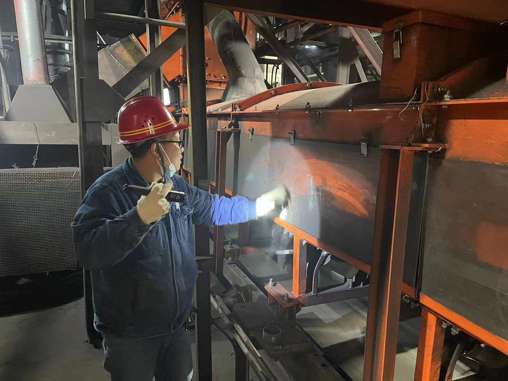 新年“三板斧”開好局 起好步