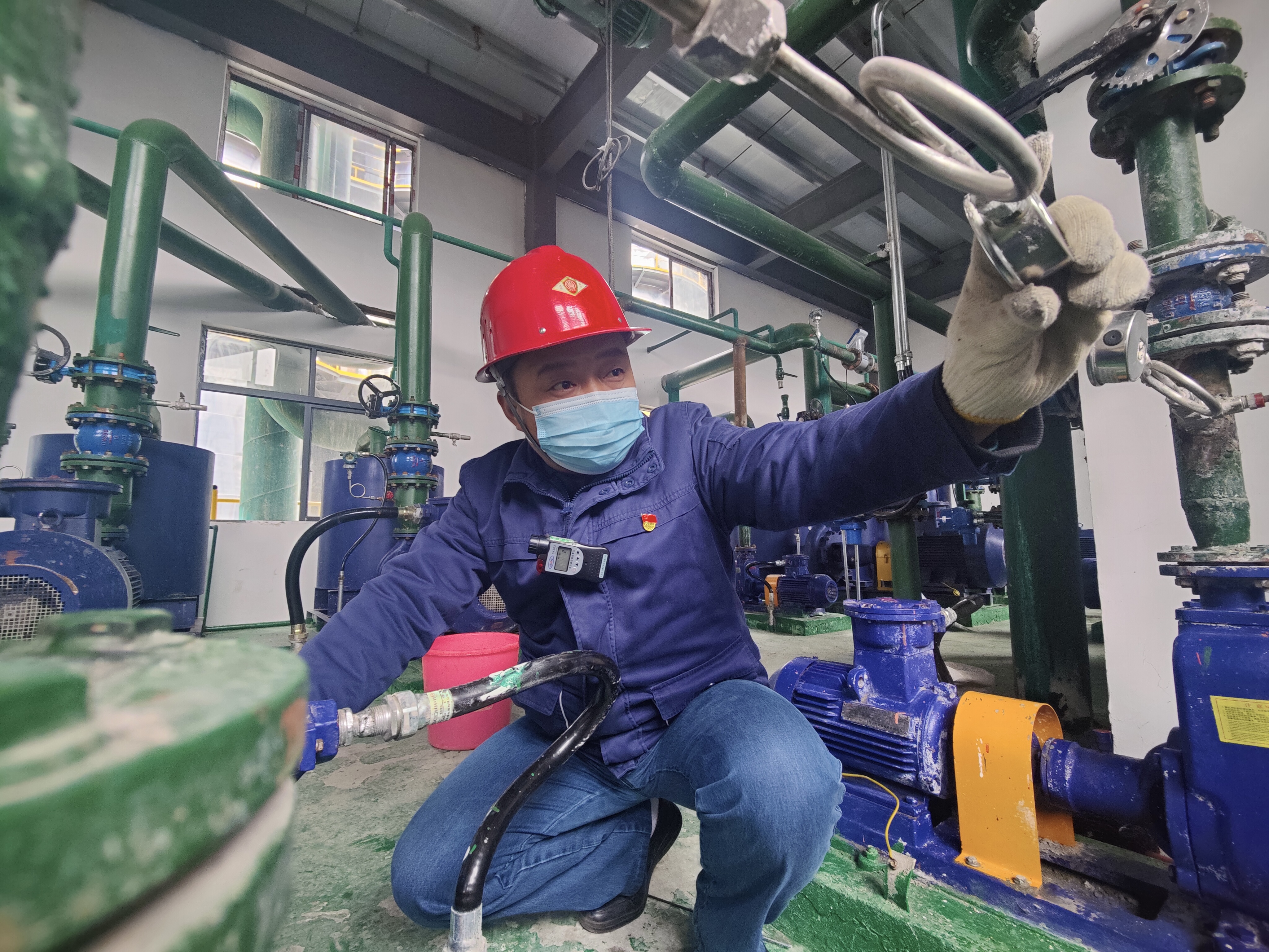 破繭成蝶 鋪就人才成長“一路生花”