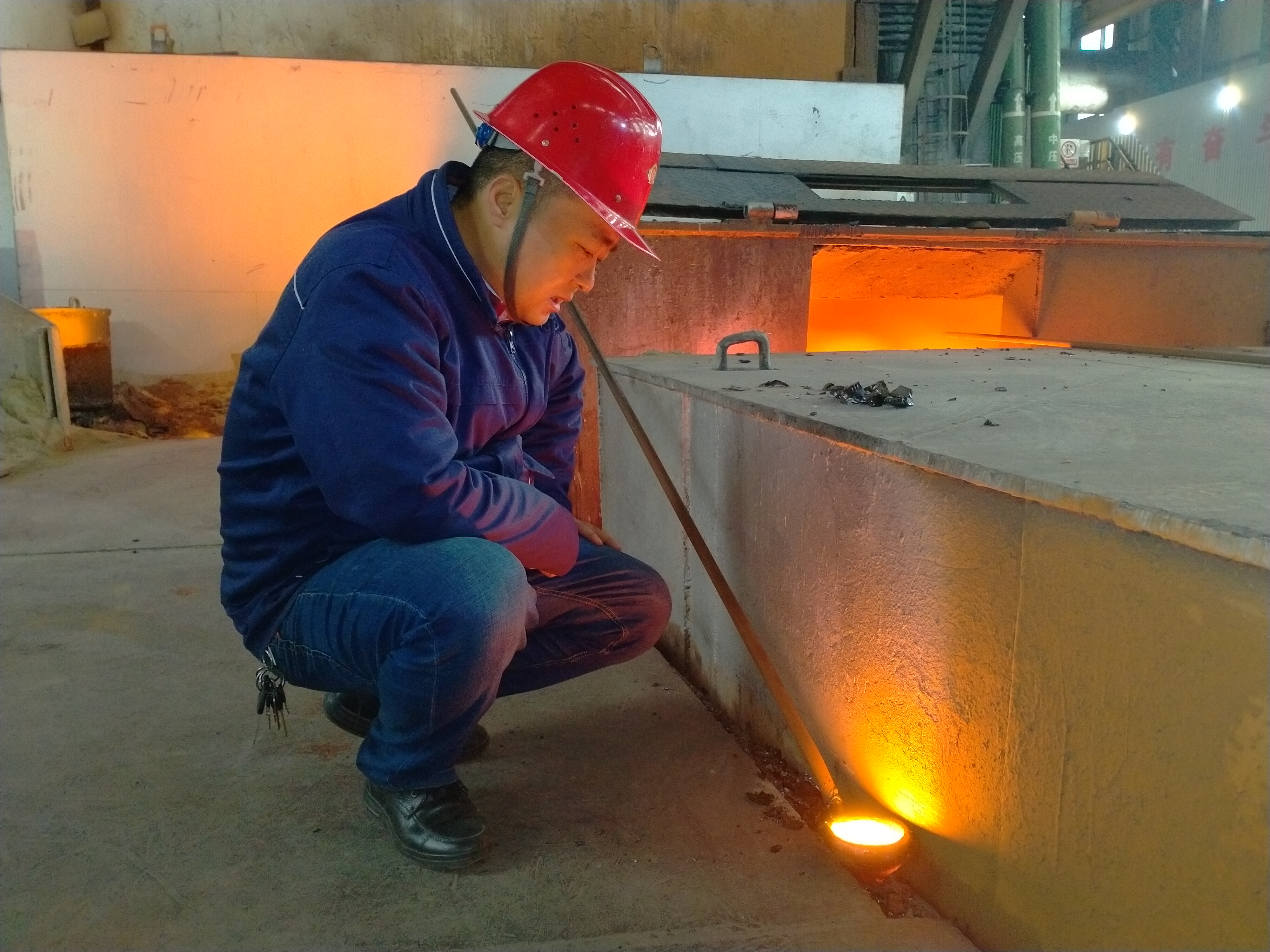 鐵肩擔(dān)使命，爐火映初心 -----記漢鋼公司煉鐵廠首席爐長(zhǎng)張小帥