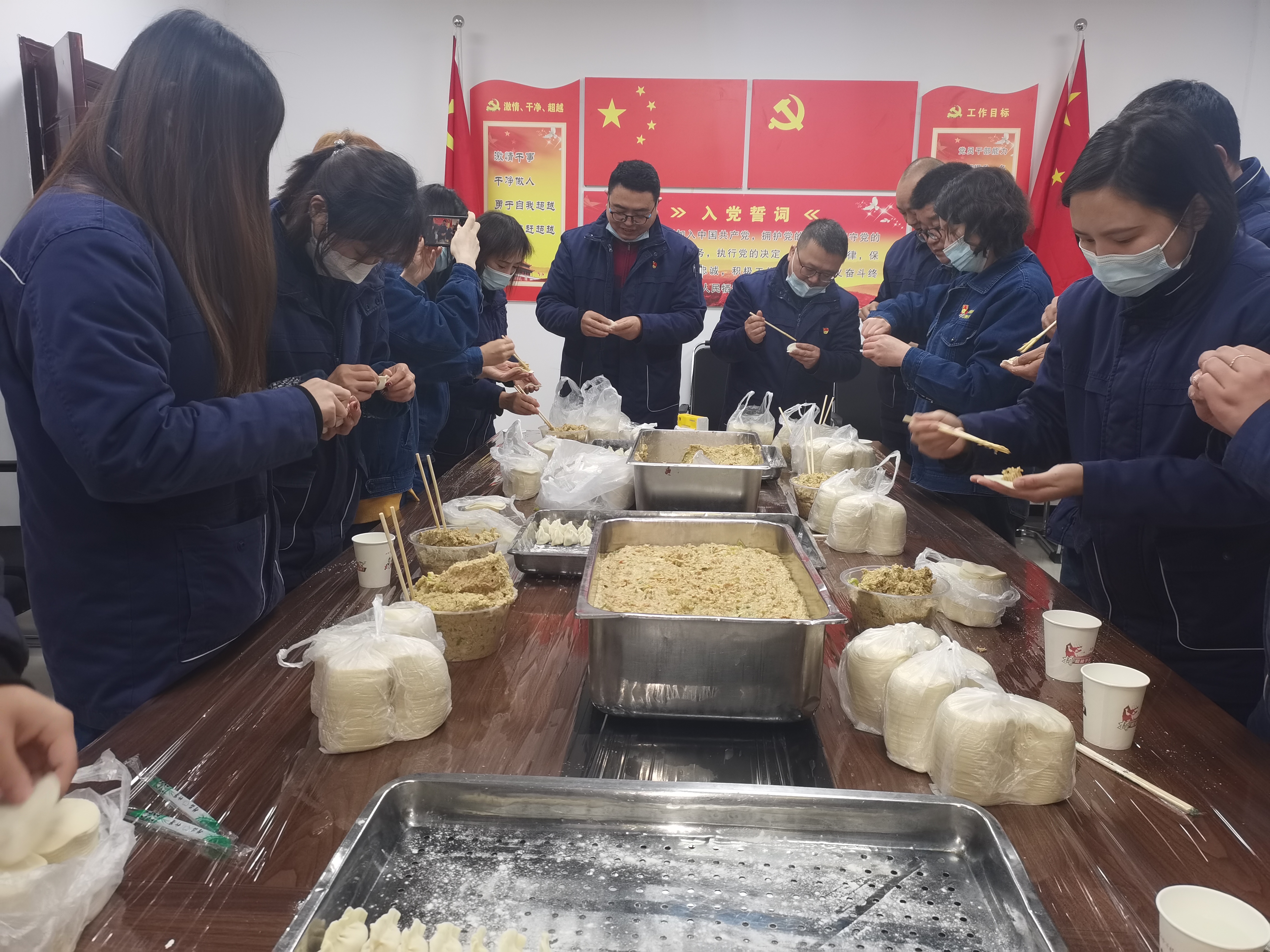 餃子全包！今天他們這樣度元宵佳節(jié)