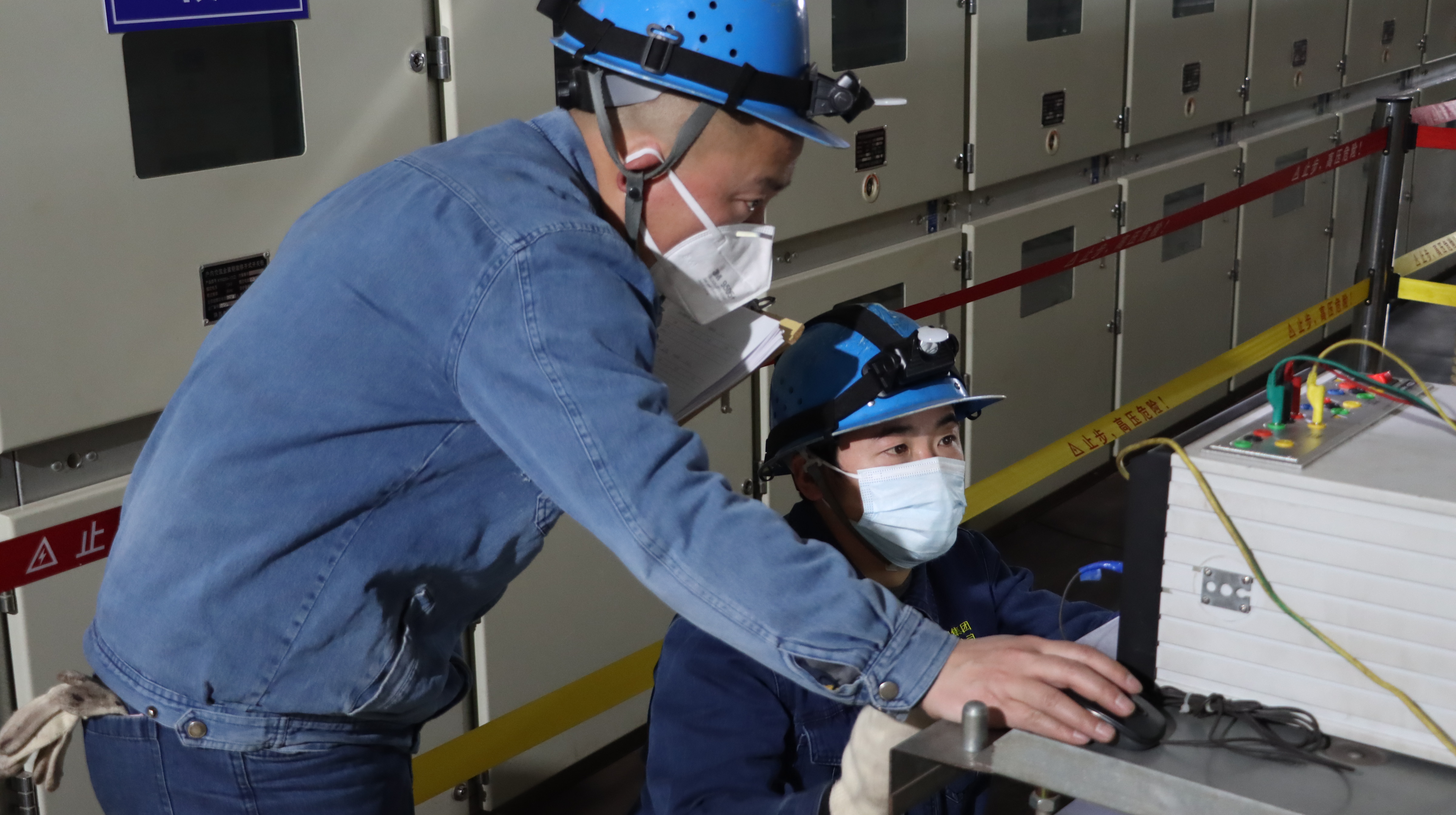 檢修掠影：寒風(fēng)冷雨中，有他們暖心守護(hù)