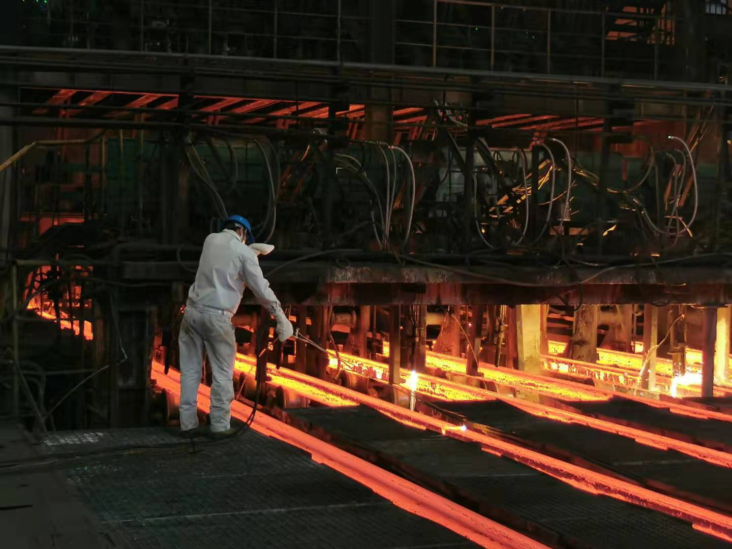 強(qiáng)化標(biāo)準(zhǔn)作業(yè)，筑牢安全防線