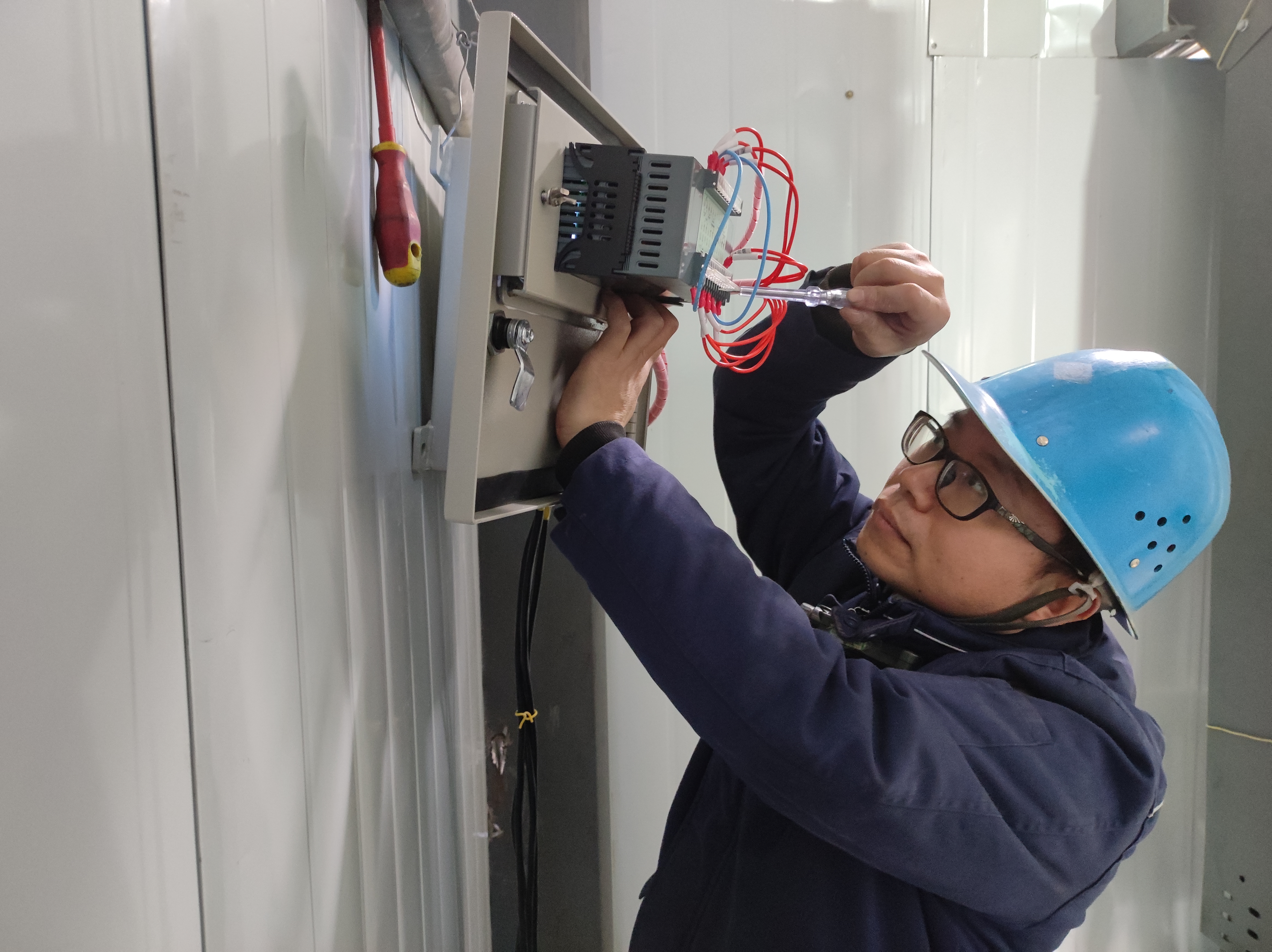 老問題新思路，看他們?nèi)绾巍包c石成金”