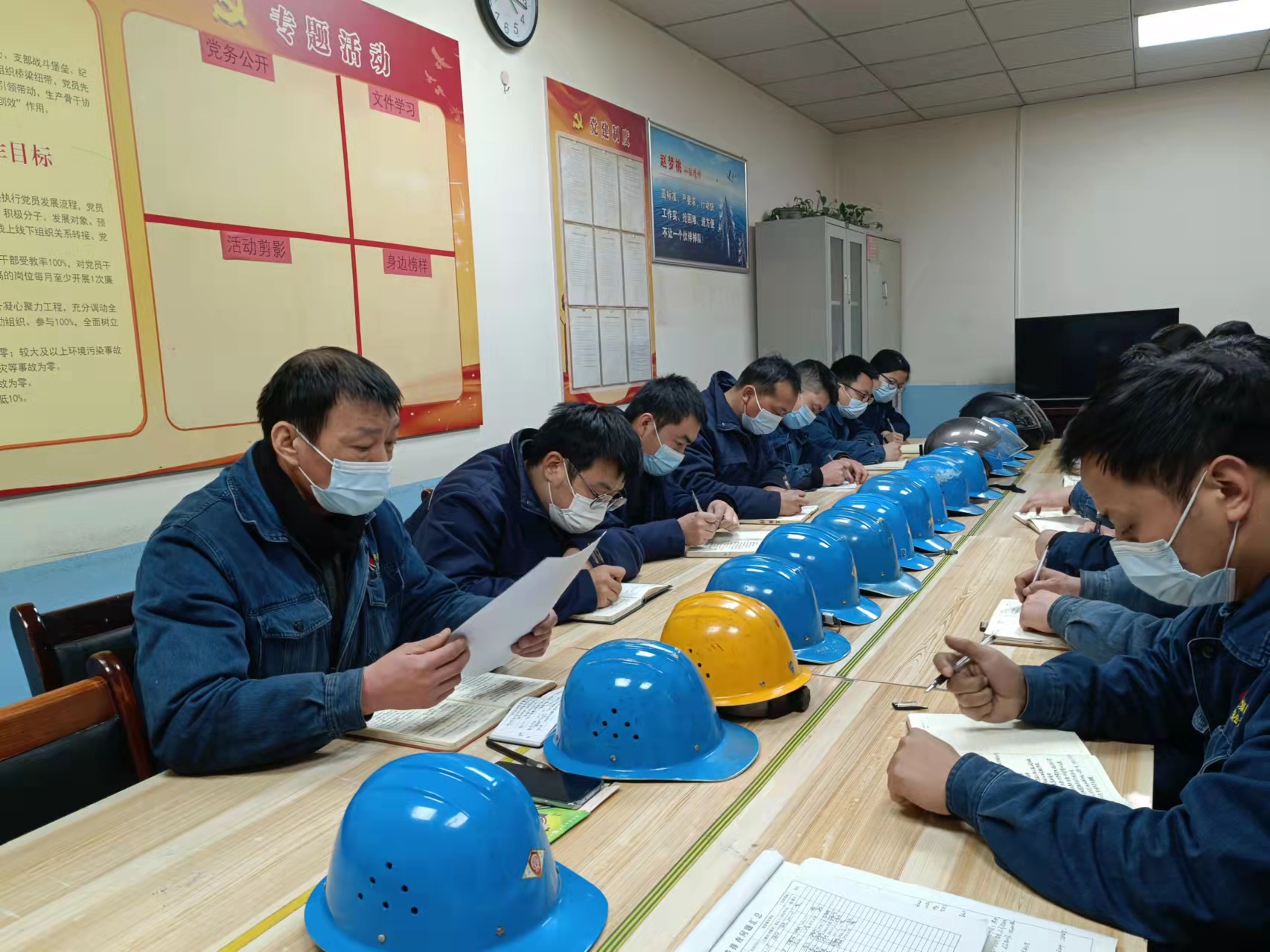 禹龍“新丁”的襁褓  他們用責(zé)任與擔(dān)當(dāng)精心縫制