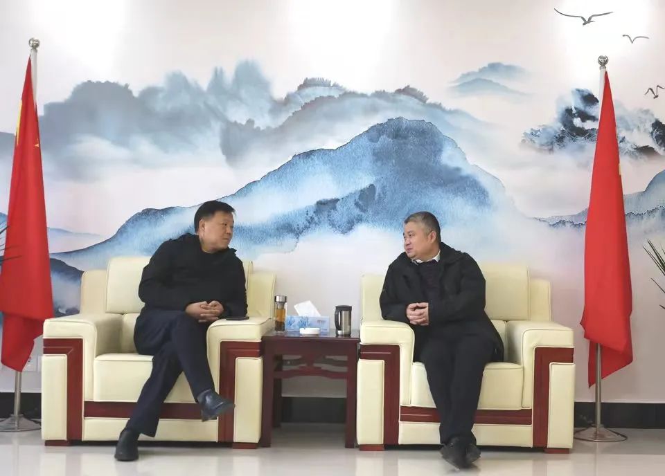 漢中市工信局黨組書記、局長李建強(qiáng)到公司調(diào)研