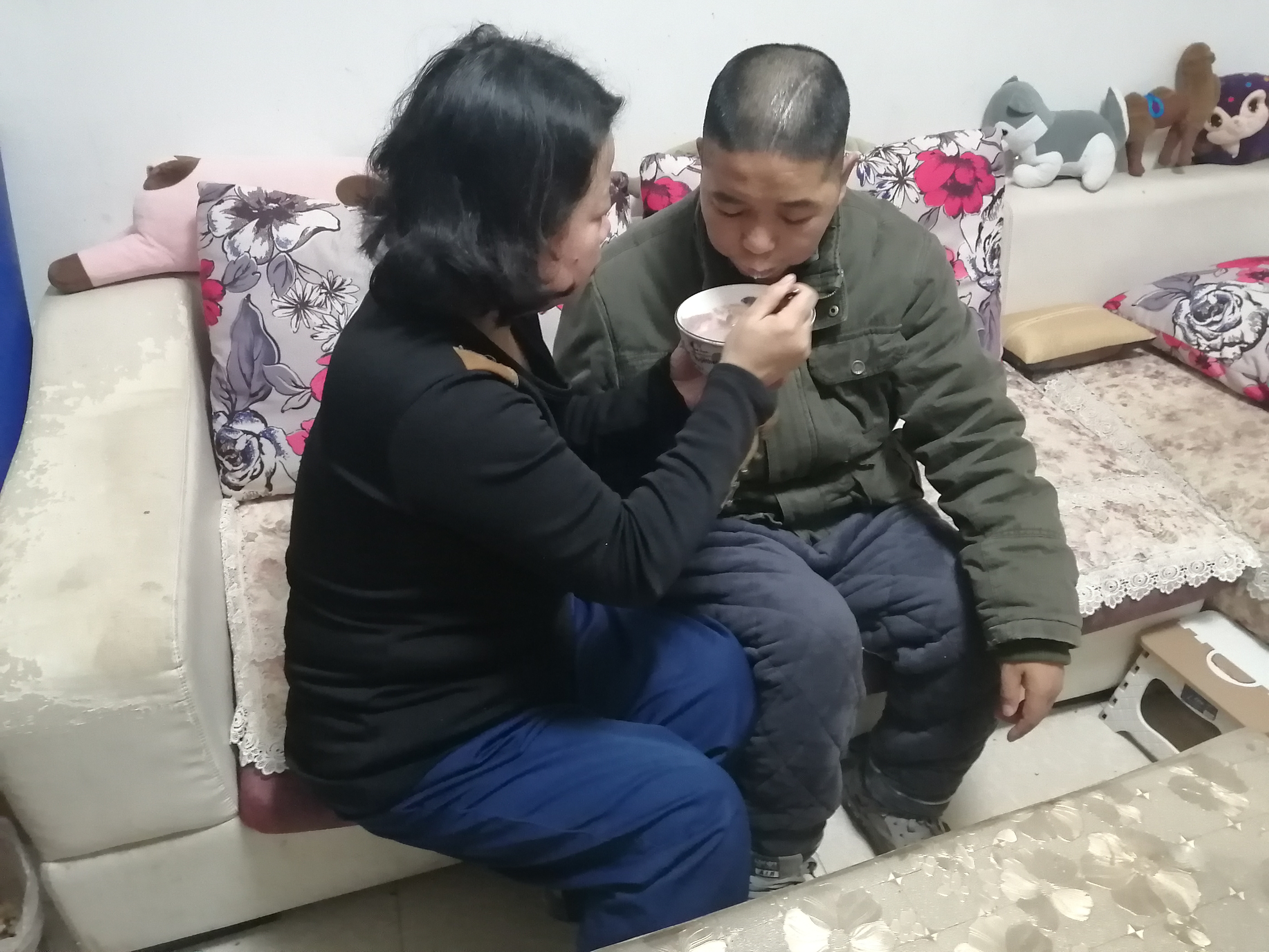 “好媳婦”趙娟妮：人間春風(fēng)只為愛