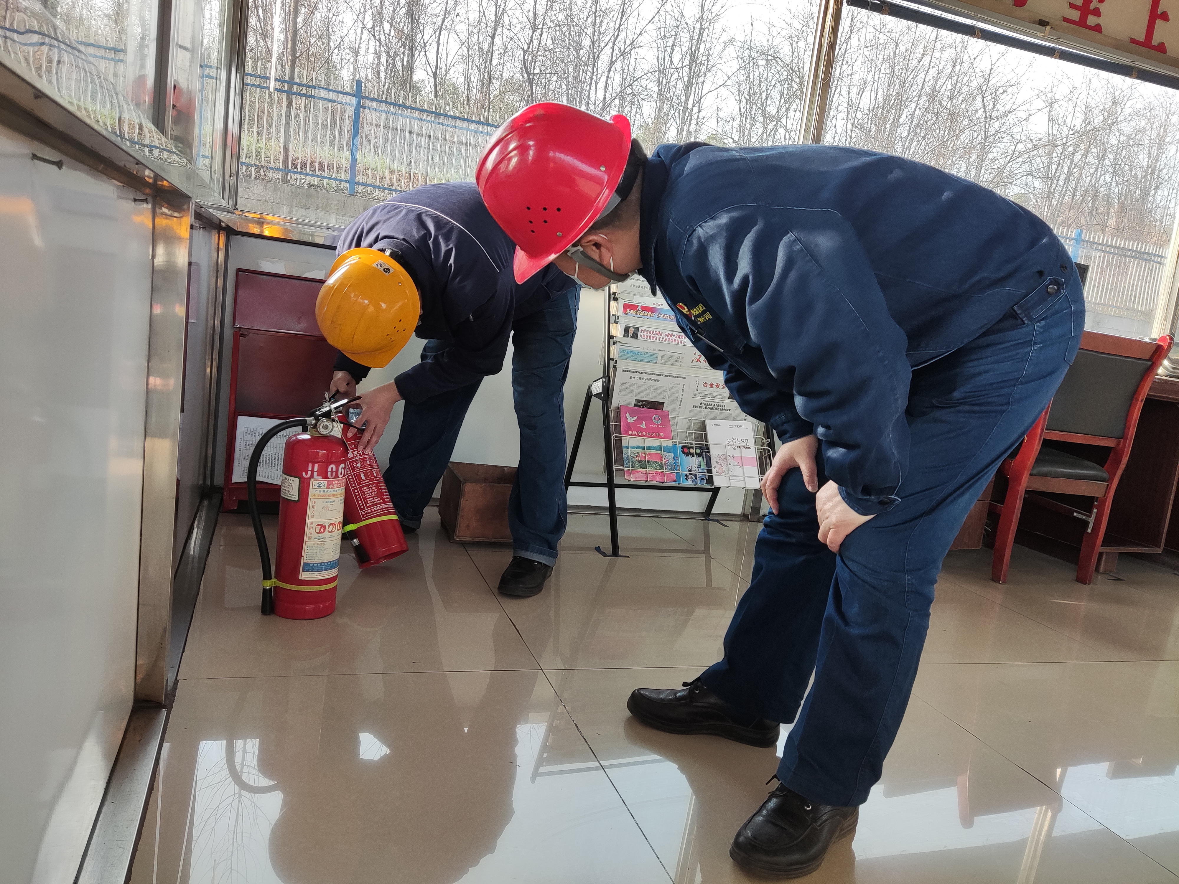 夯實(shí)安全基礎(chǔ)  筑牢生產(chǎn)根基  切實(shí)推動“專項(xiàng)整治三年行動”成果鞏固提升