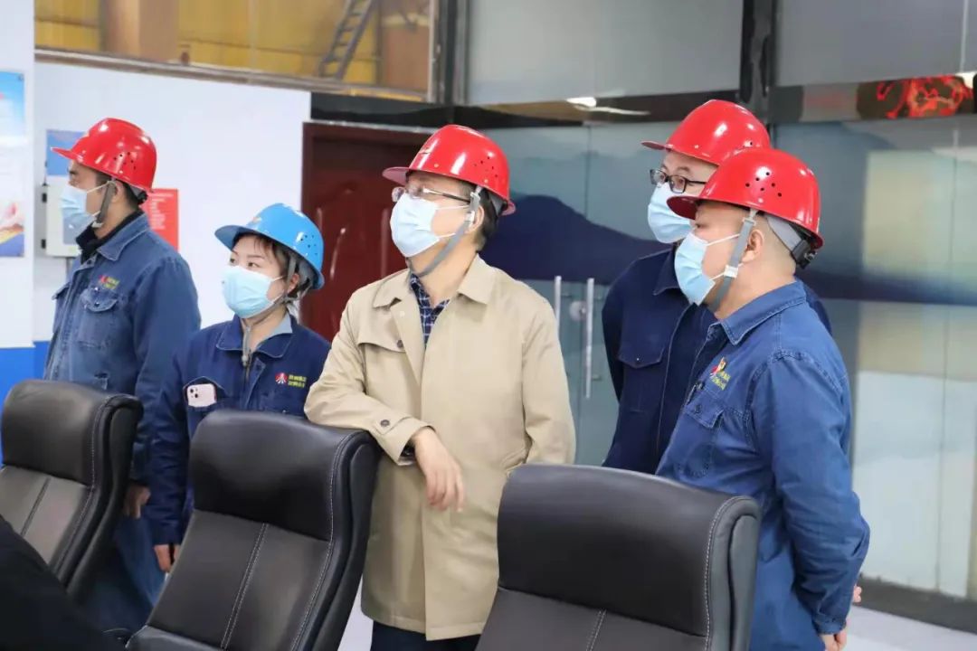 王紅章一行到公司調(diào)研指導(dǎo)鐵前系統(tǒng)工作