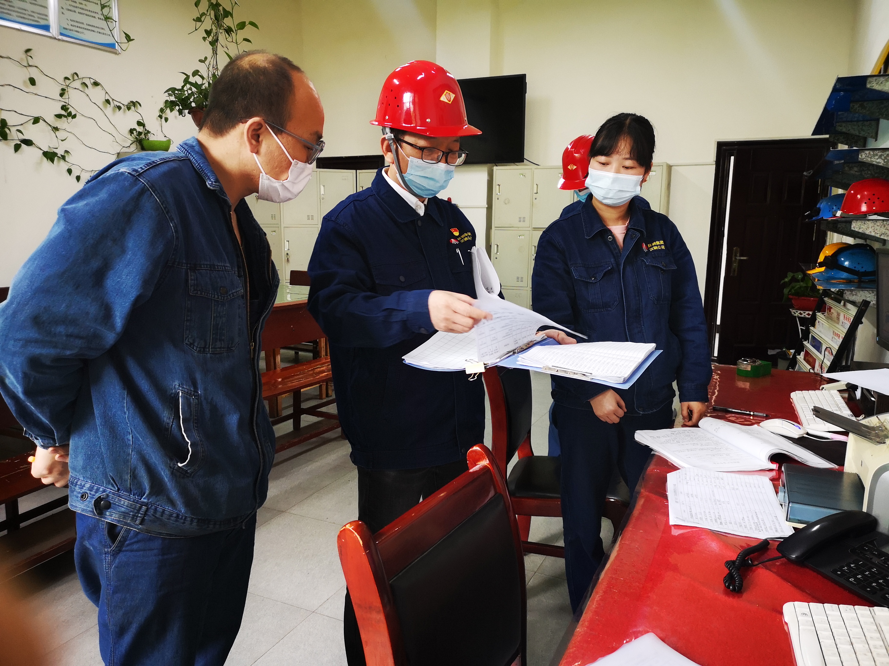 看，紀檢人的節(jié)日“打卡”坐標