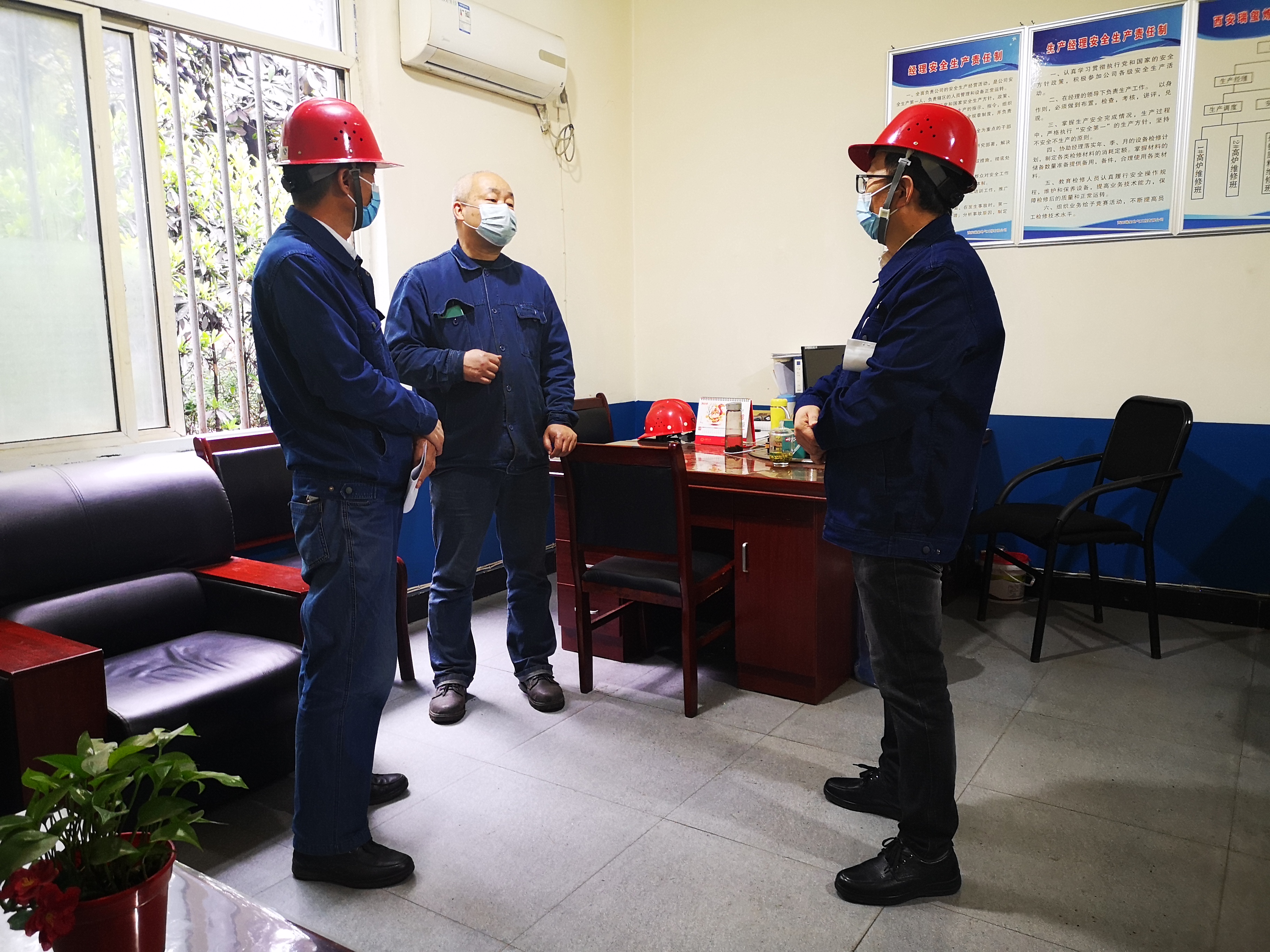 看，紀檢人的節(jié)日“打卡”坐標