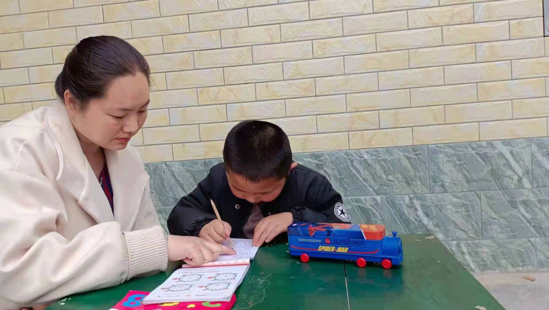 樹榜樣、立新風(fēng)的好媳婦馬娟