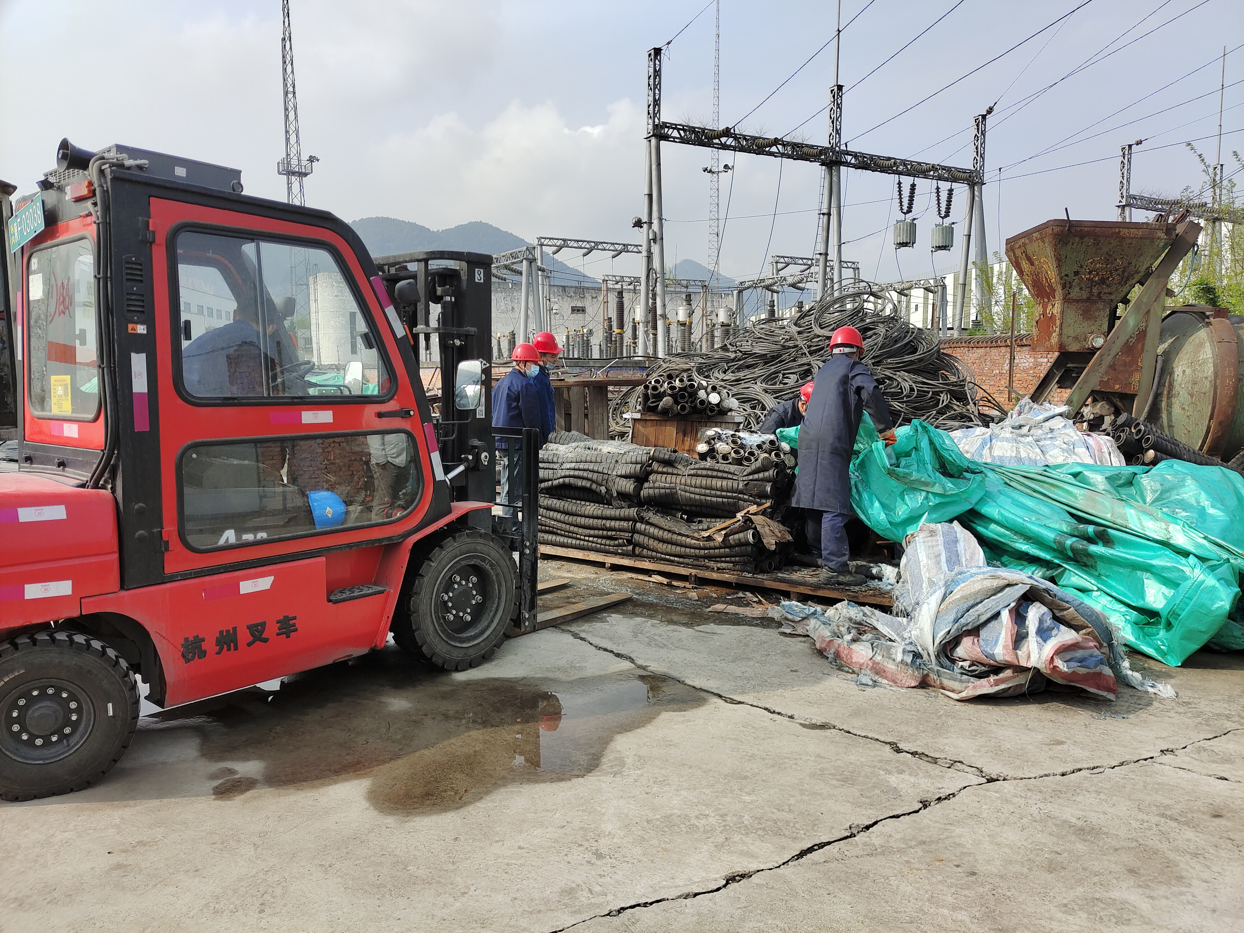 危險(xiǎn)廢物“兩手抓”，助力企業(yè)綠色發(fā)展