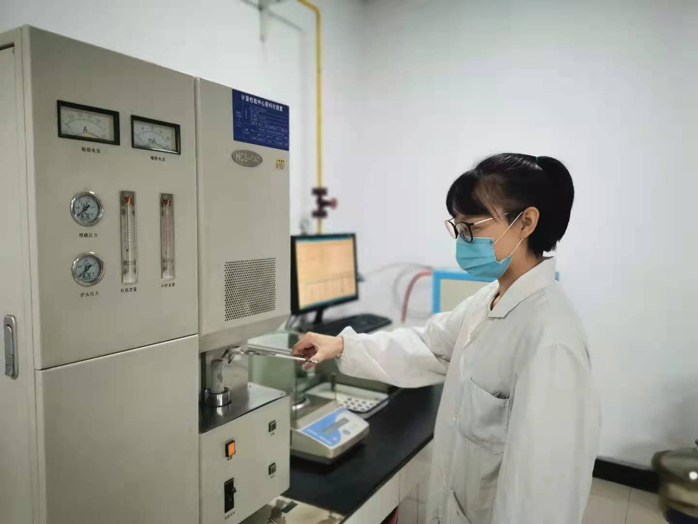 用服務(wù)贏得尊敬，以真情守護(hù)幸福