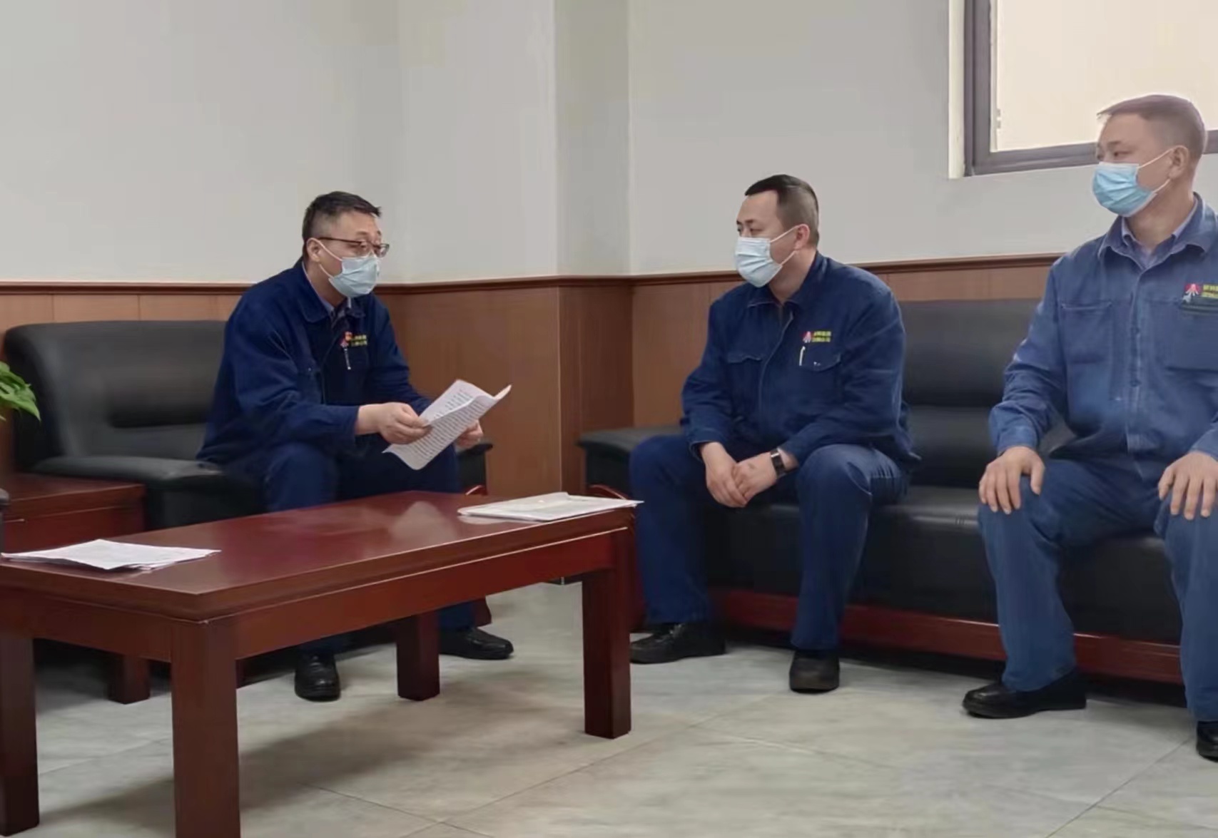 緊盯“三大關口”推動黨風廉政建設落實落地