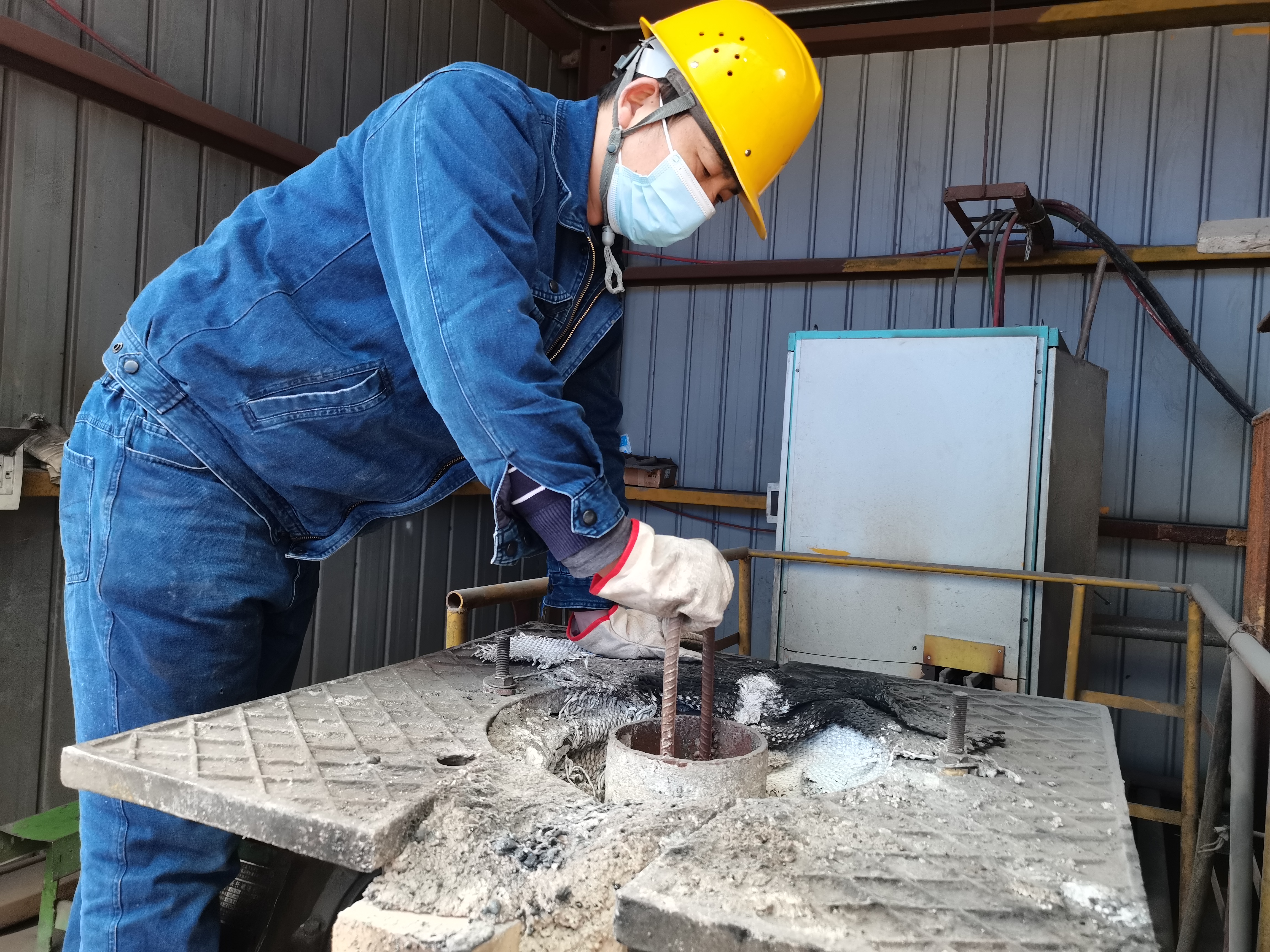 節(jié)日風(fēng)景看過(guò)來(lái)，崗位堅(jiān)守你最美