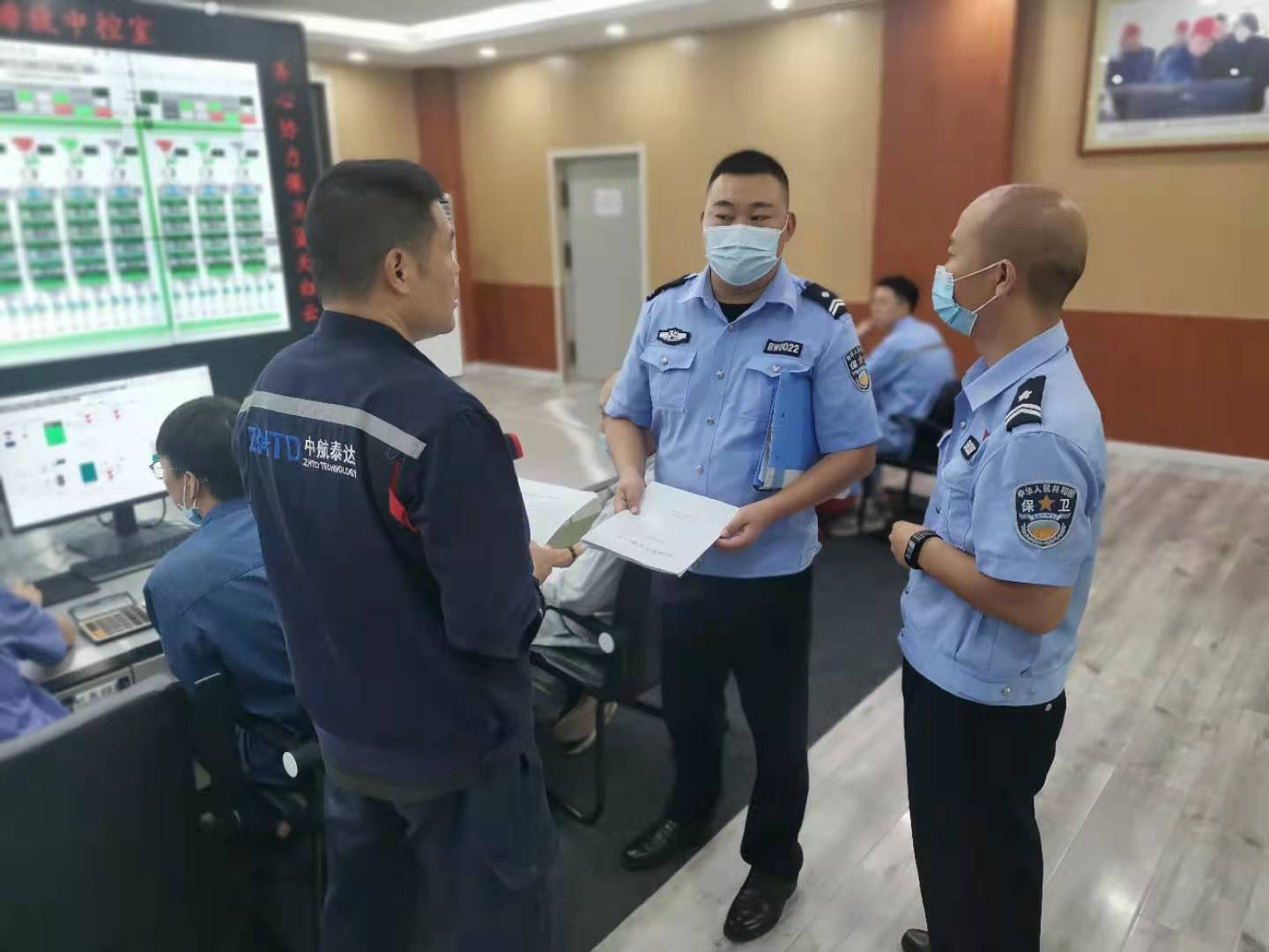 情系信訪終不悔，甘灑熱血寫(xiě)春秋 ——記陜煤集團(tuán)2020-2021年最美信訪干部陳開(kāi)霖