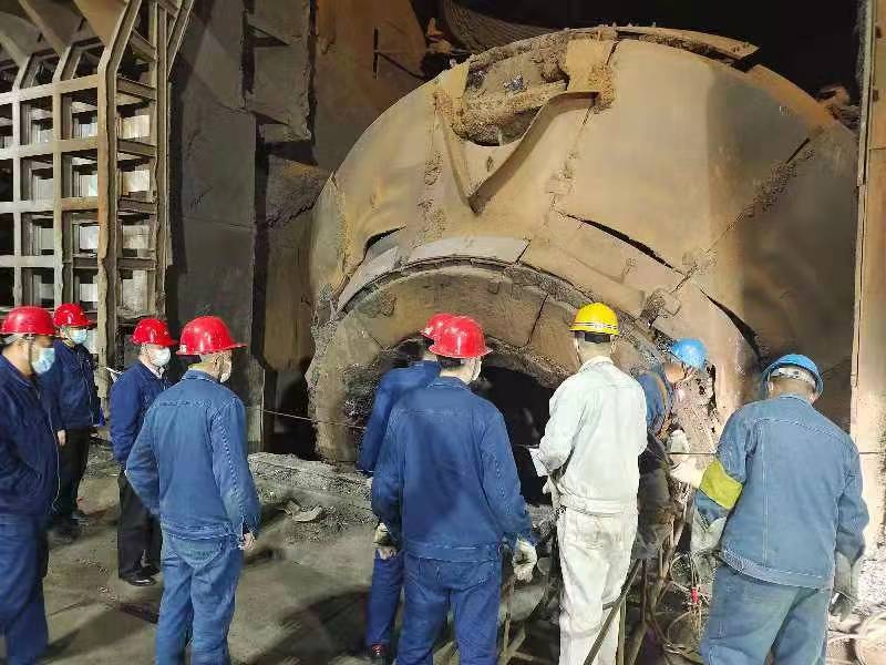 扎實(shí)開展作風(fēng)建設(shè)，有效實(shí)現(xiàn)“三個(gè)轉(zhuǎn)變”