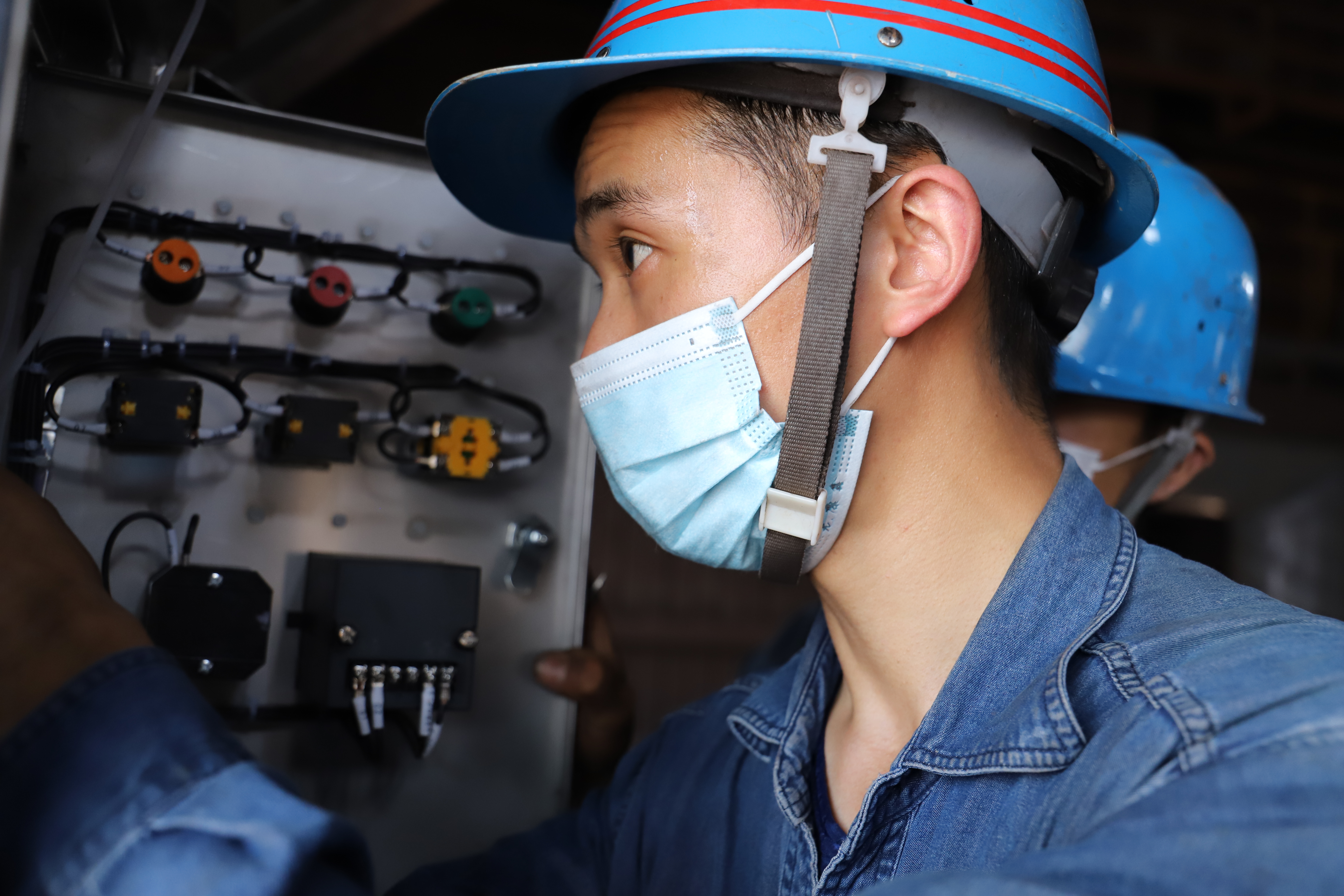 奏響檢修的“鐵＋火”之歌