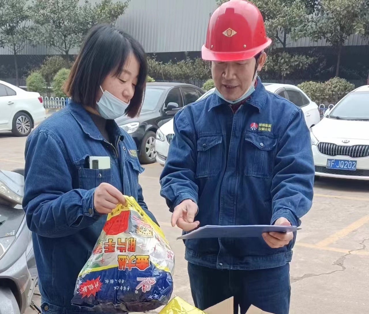 以“小切口”破題，丈量作風(fēng)之“尺”