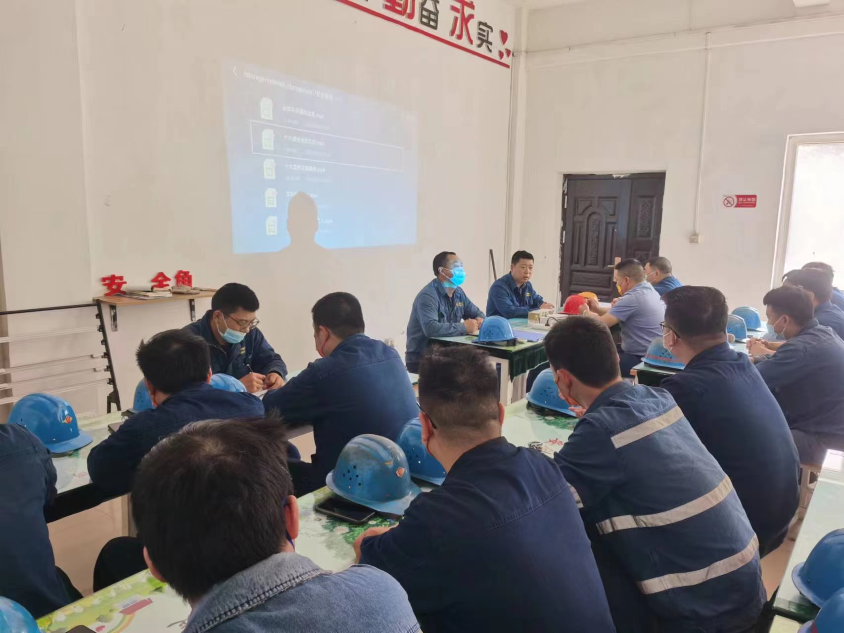 奮戰(zhàn)安全生產(chǎn)月，燒結(jié)這樣干！