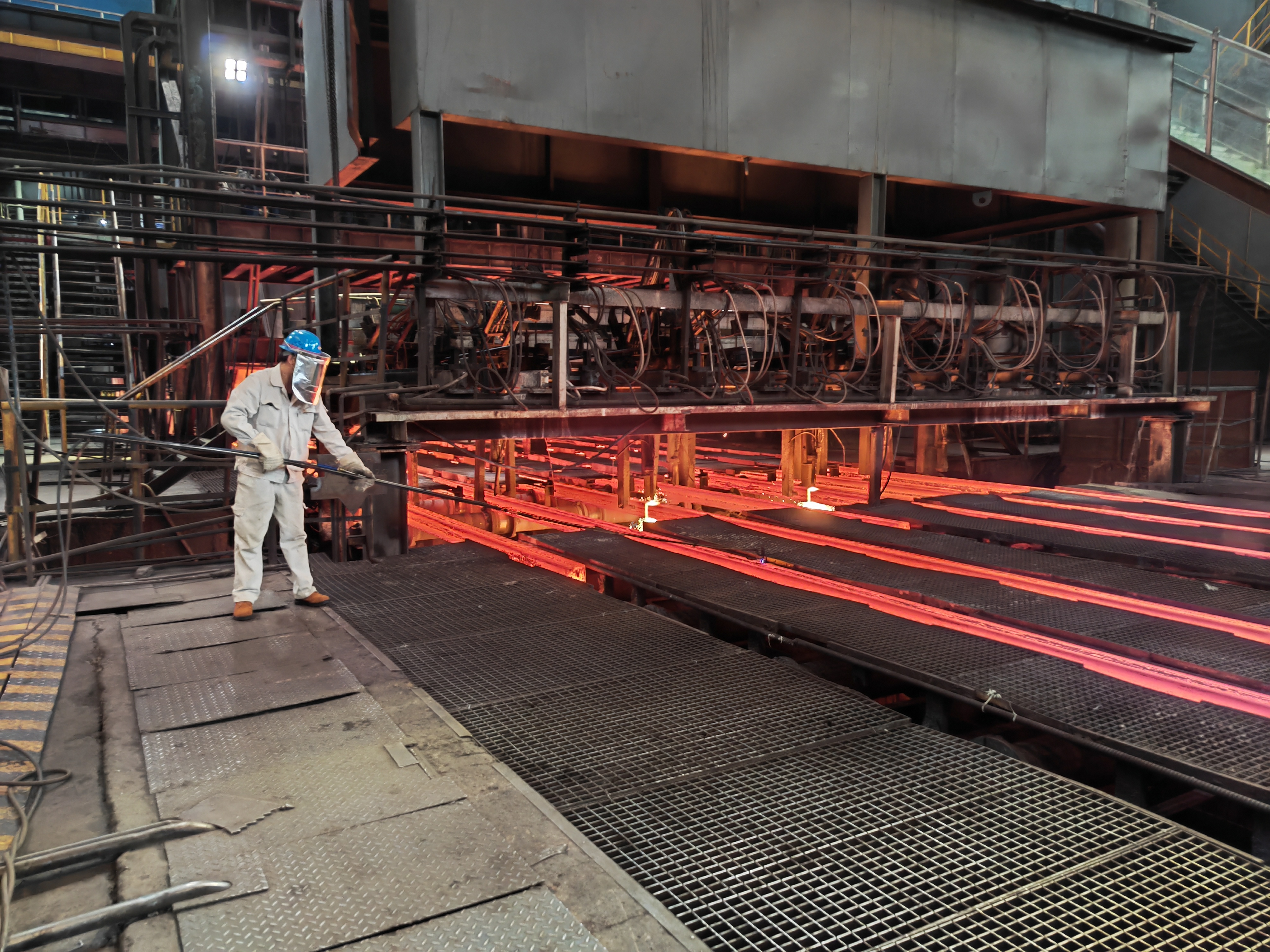 誰說站在光里的才算英雄，他們也是！