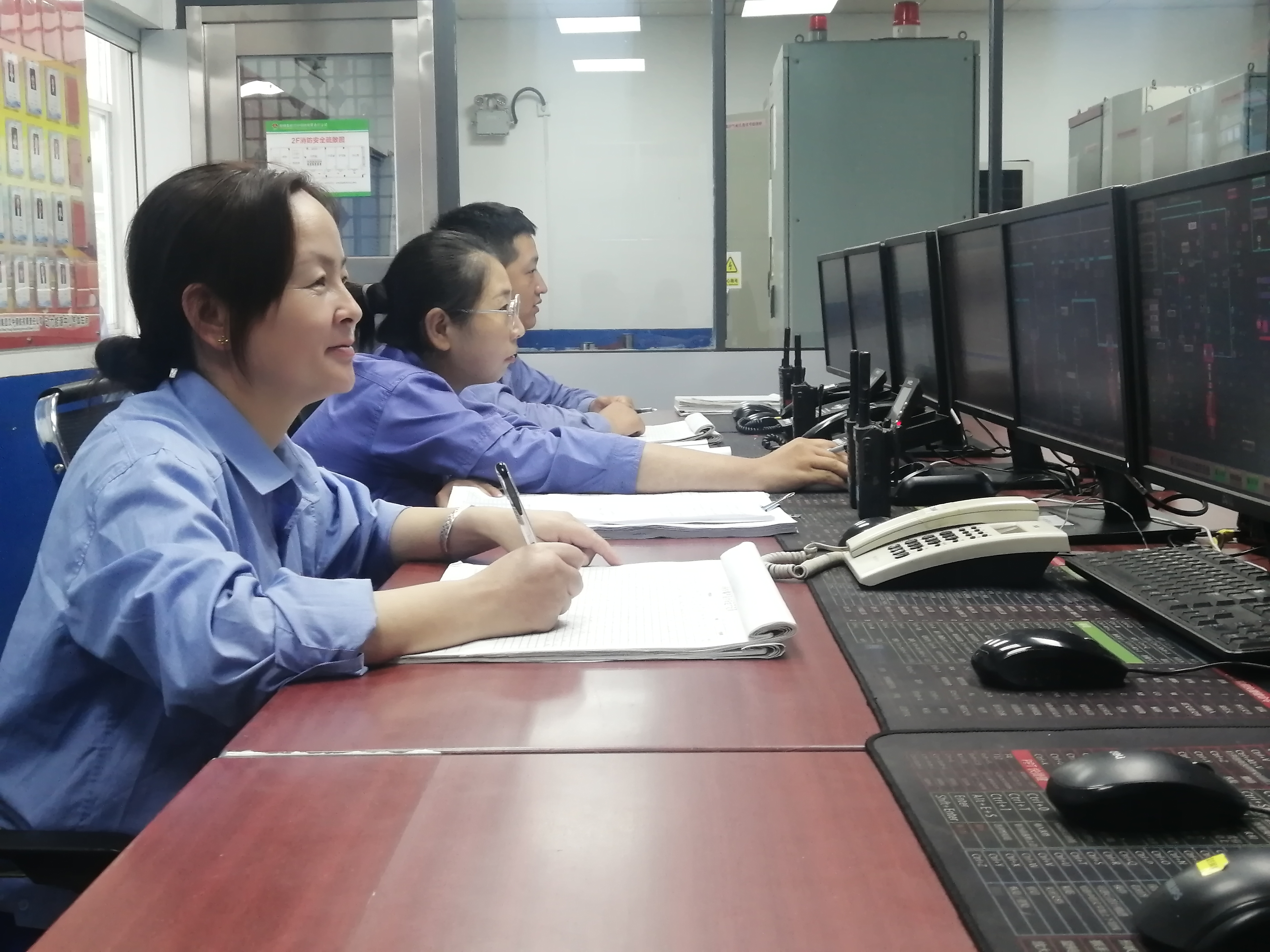 綻放在一線班組的“三朵金花”