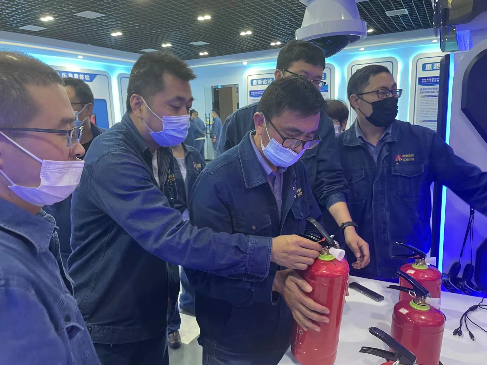 身臨其境去實踐，當好第一責任人