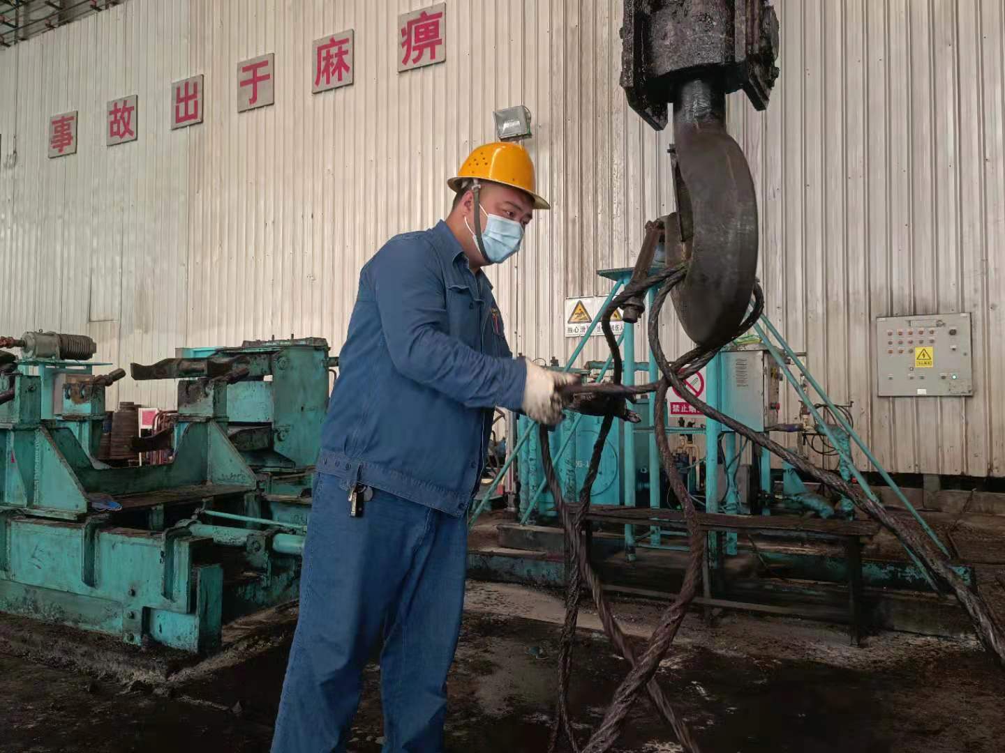 成長在一面黨旗下的“安全尖兵”