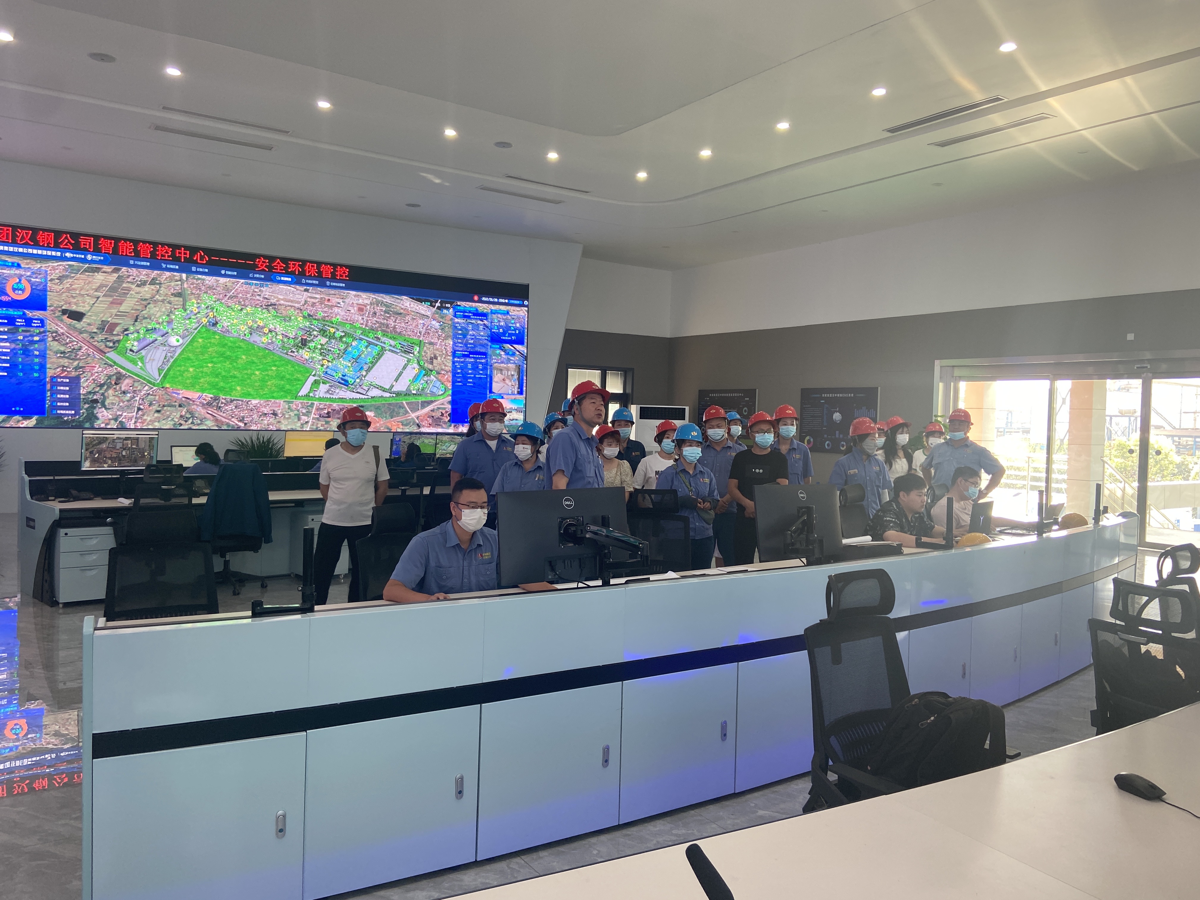 以“警廉、促廉、育廉”厚植廉潔土壤