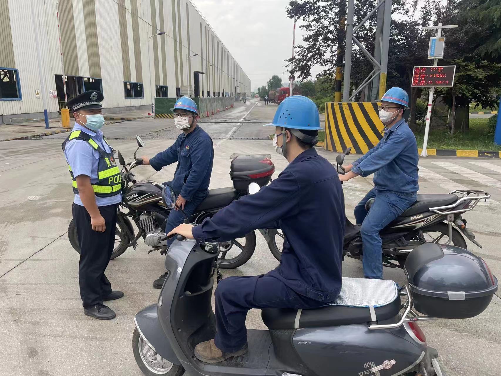 戰(zhàn)高溫 斗酷暑 保衛(wèi)戰(zhàn)士無懼 “烤”驗