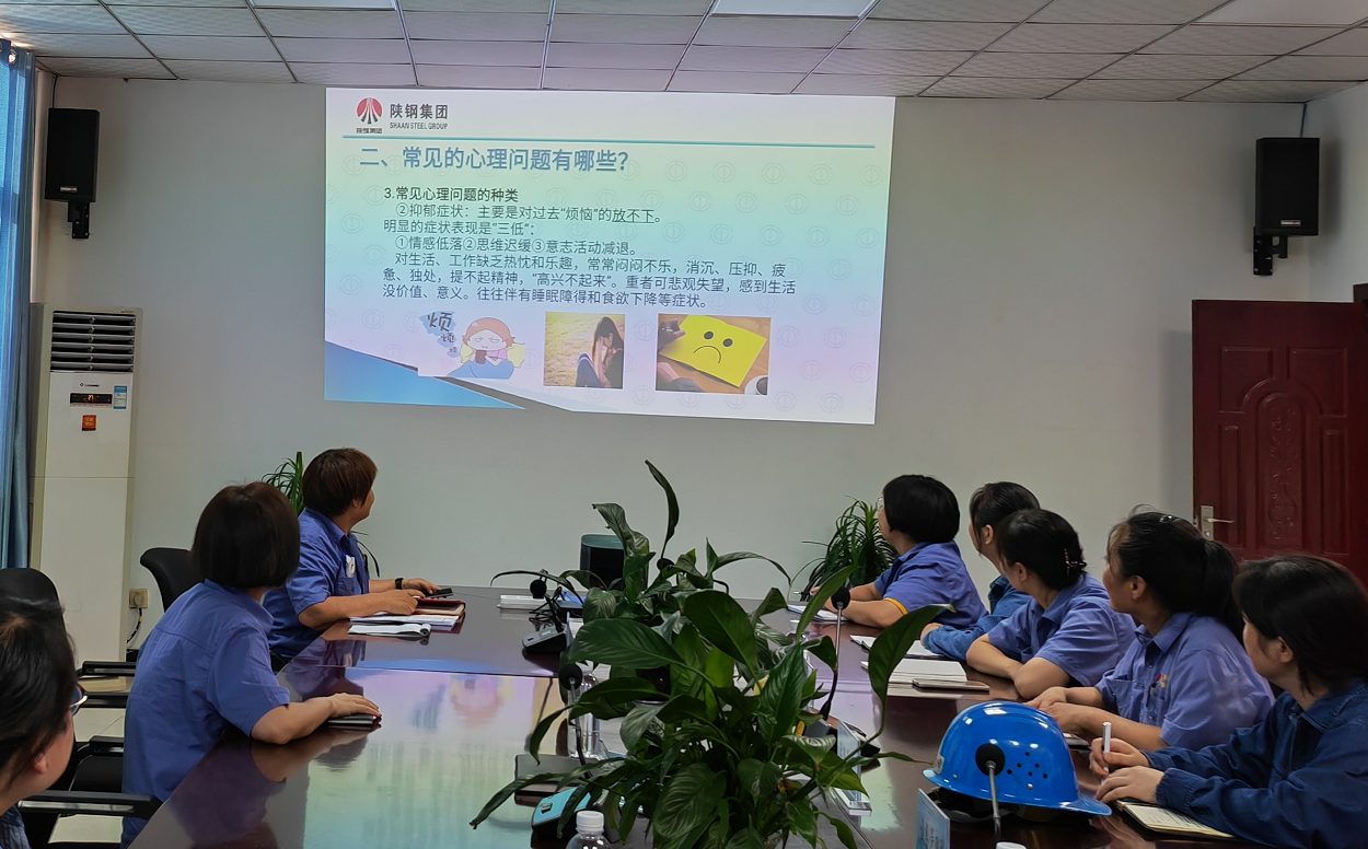 悉心關(guān)愛(ài)，健康知識(shí)講座暖人心