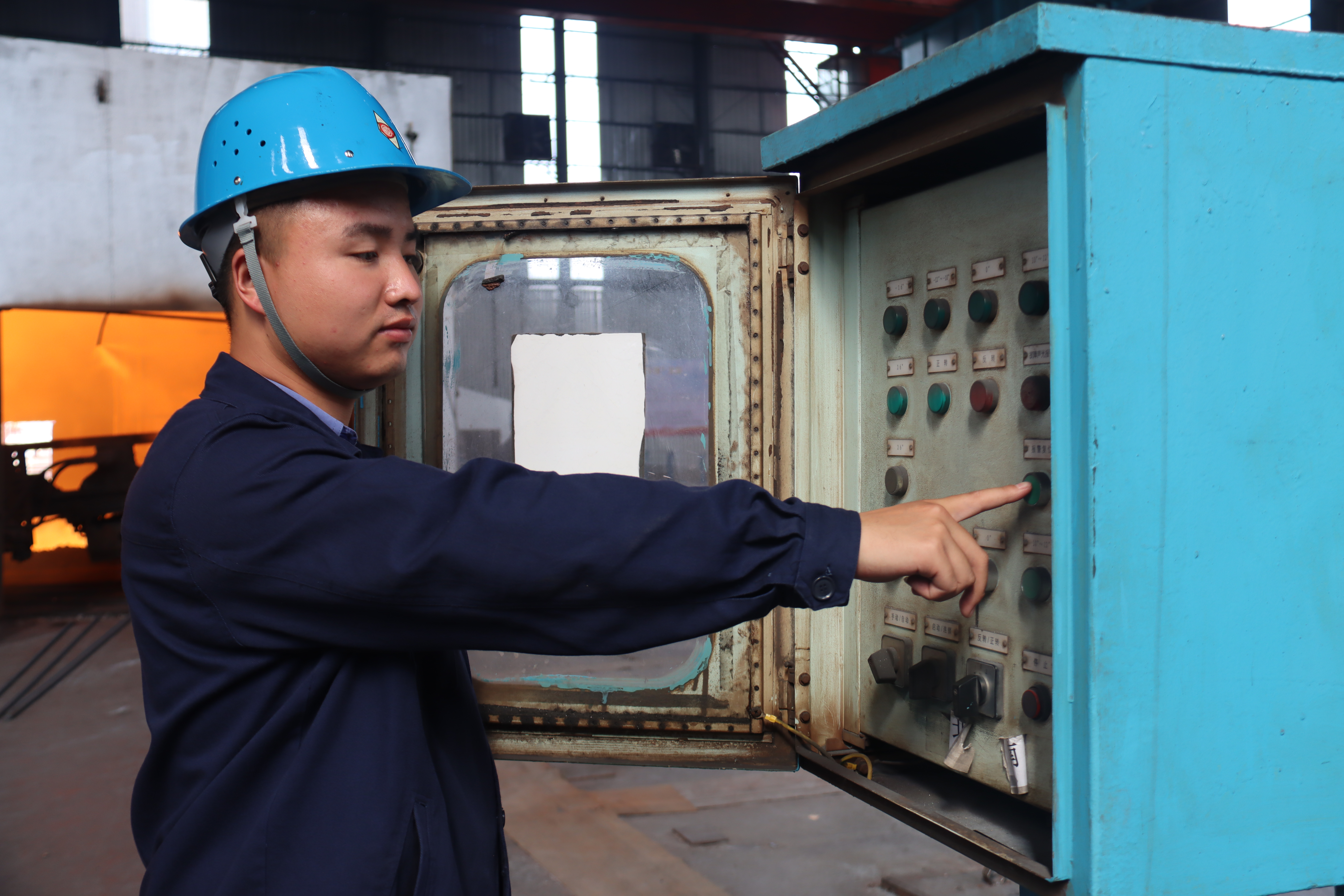 “后浪”奔涌  “萌新”啟航