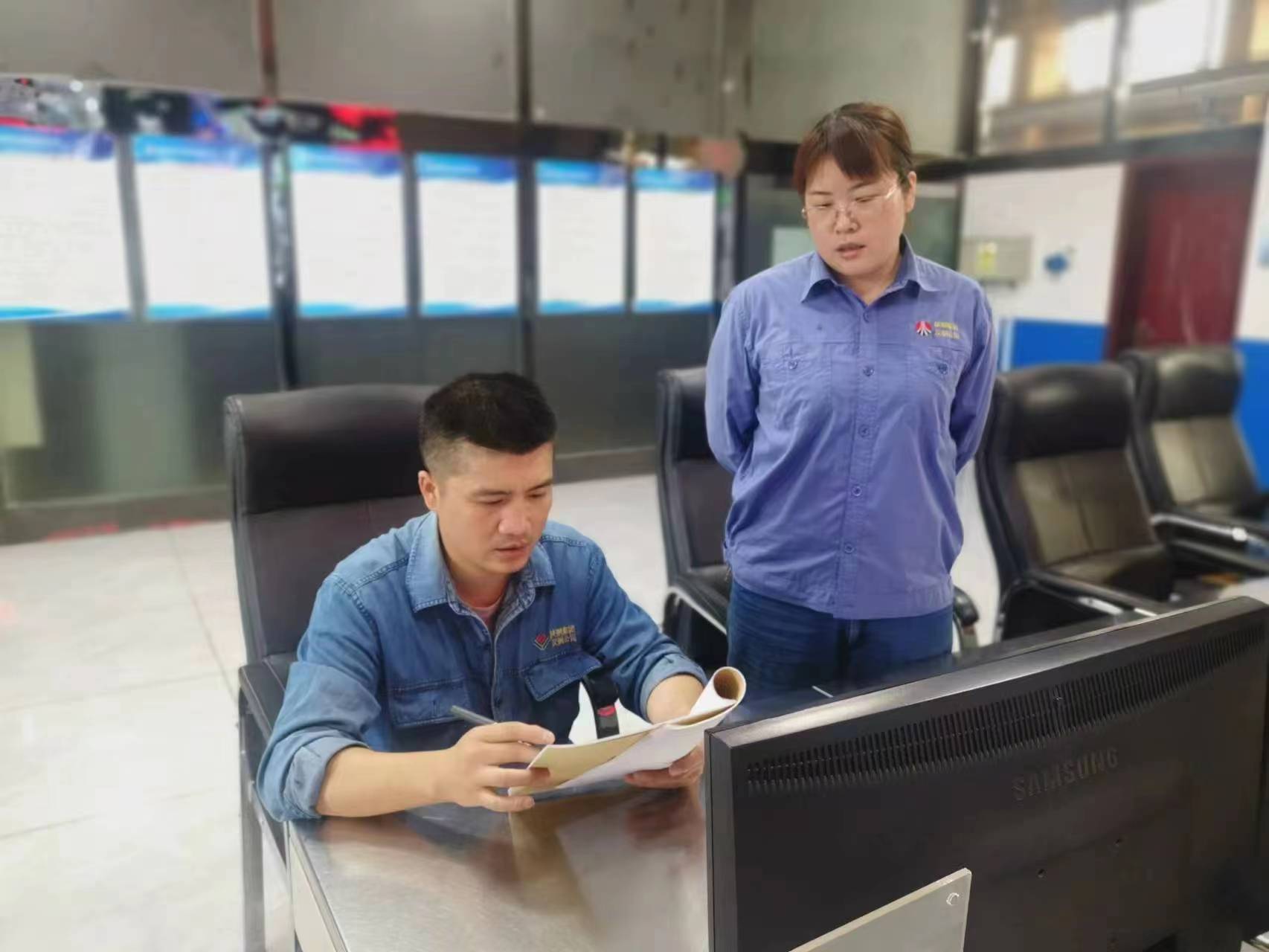 為青春色彩烙上“質(zhì)量”足跡