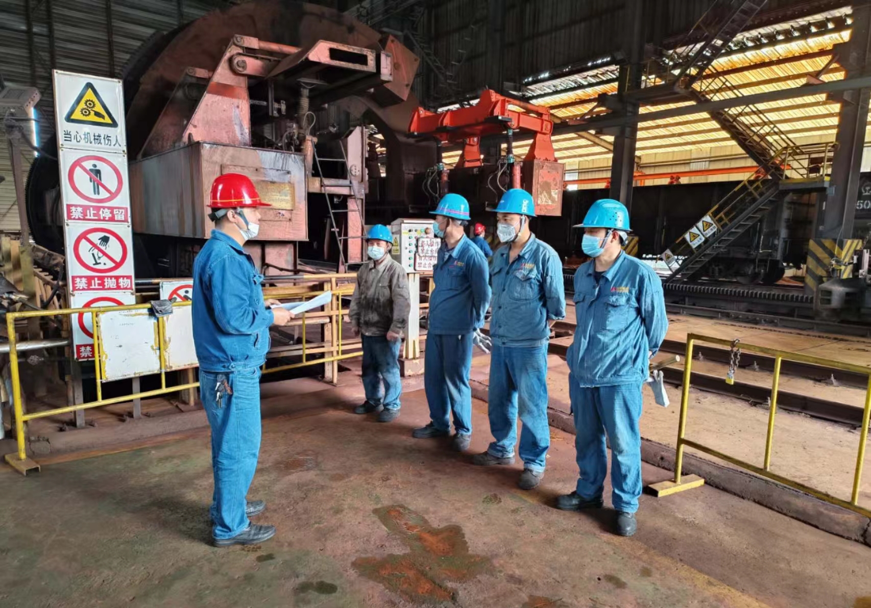 打好百日攻堅(jiān)戰(zhàn) 繃緊安全生產(chǎn)弦