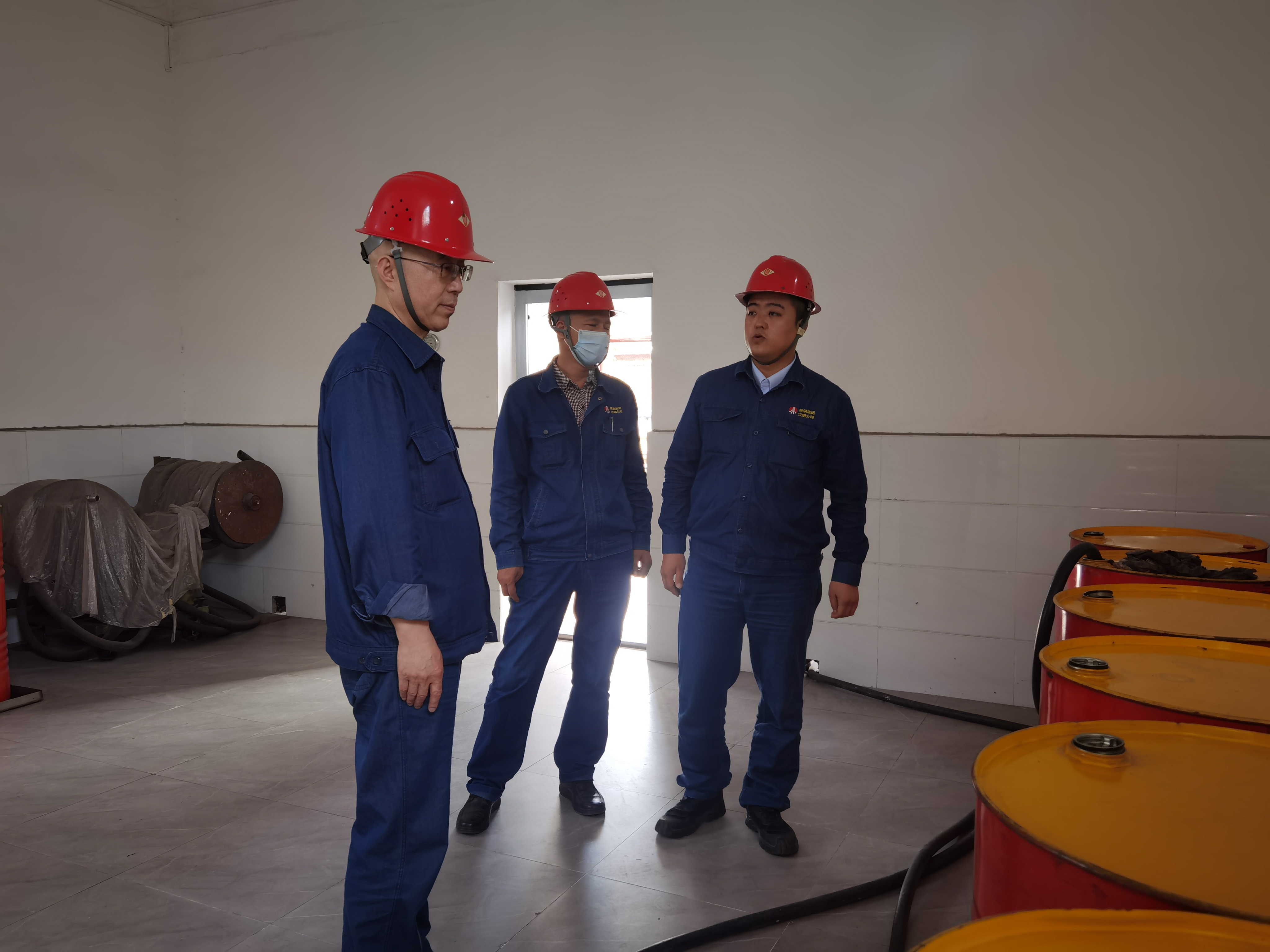 挺進“第一線” 節(jié)日“我在崗”