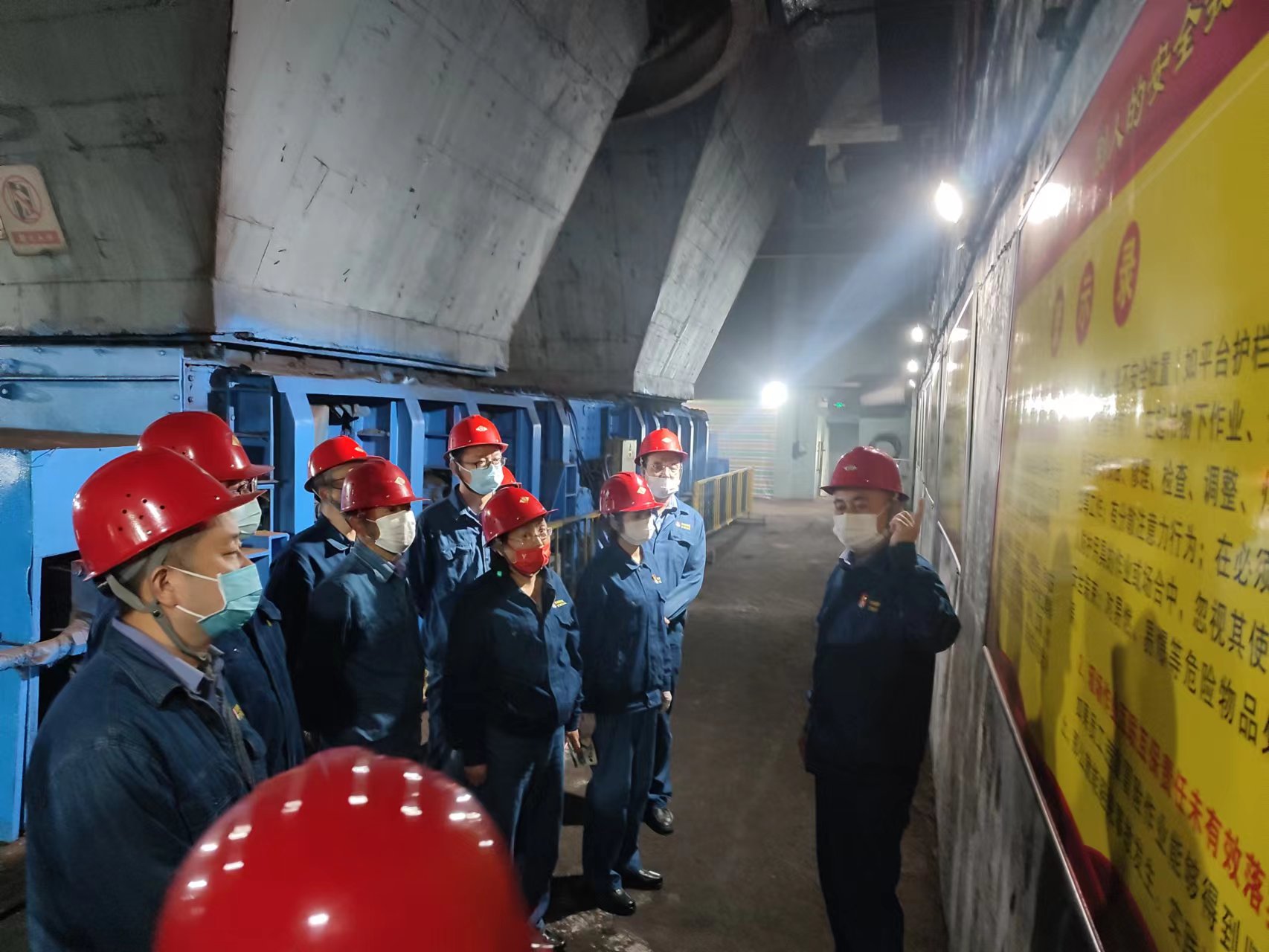 激發(fā)基層黨建活力 全力沖刺四季度