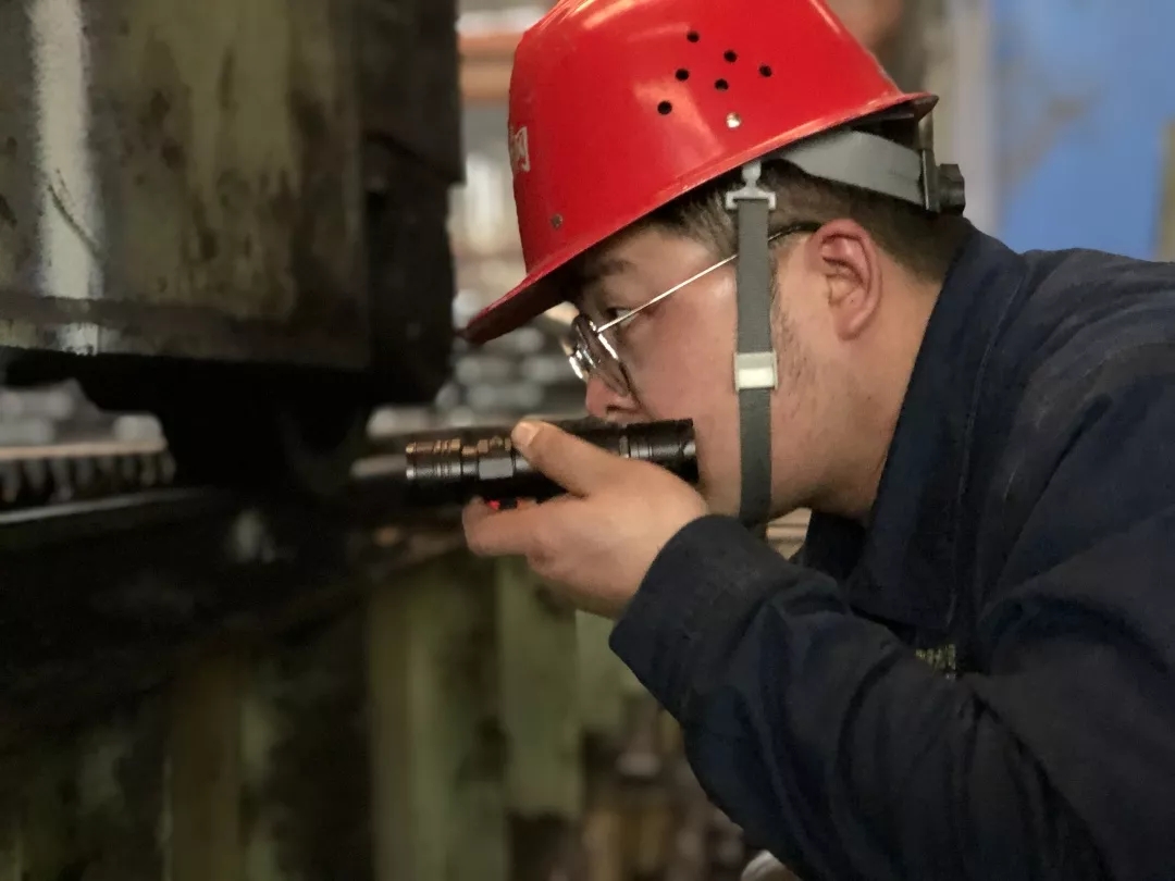 三字經(jīng)“倚仗隊(duì)”  鑄齊發(fā)展“長(zhǎng)城”