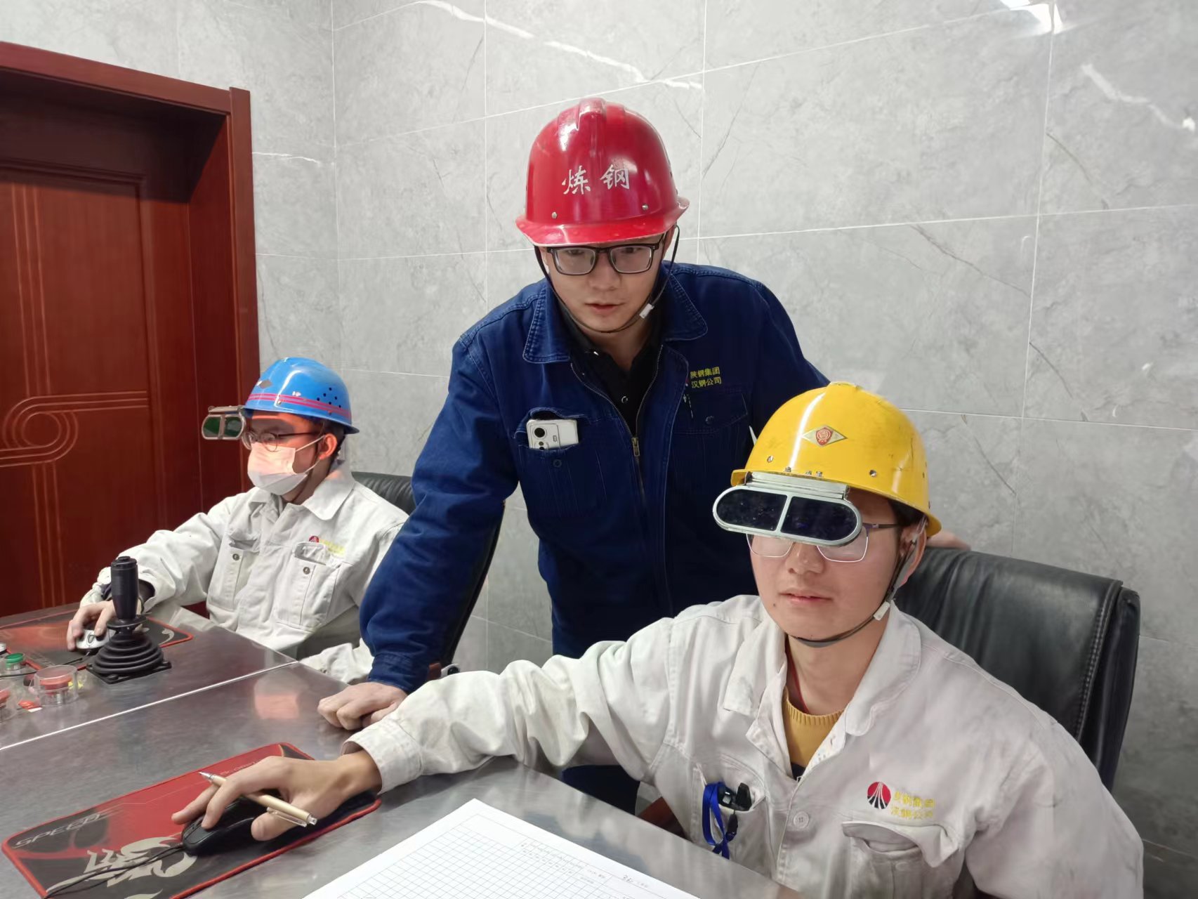 無(wú)奮斗，不青春，他靠實(shí)力出圈！